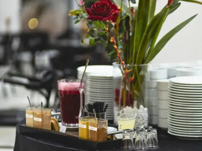 Breakfast in Favorita Golden Hotel e Eventos Breakfast in Favorita Golden Hotel e Eventos