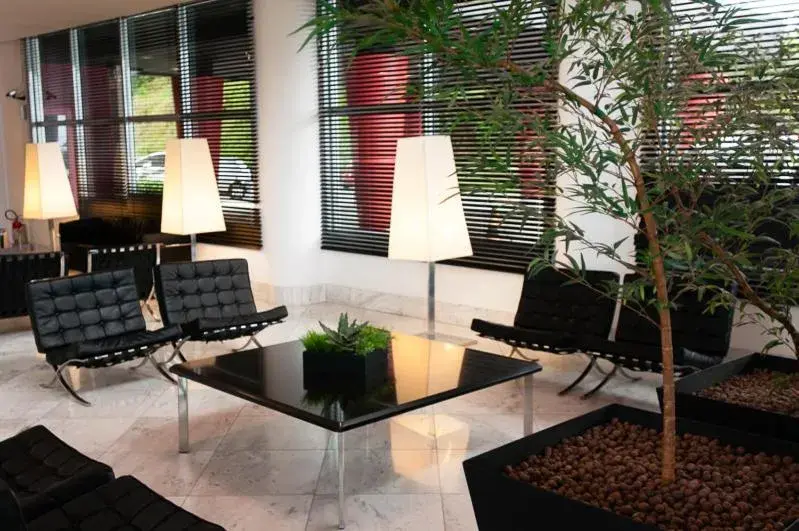 Lobby or reception in Favorita Golden Hotel e Eventos Lobby or reception in Favorita Golden Hotel e Eventos