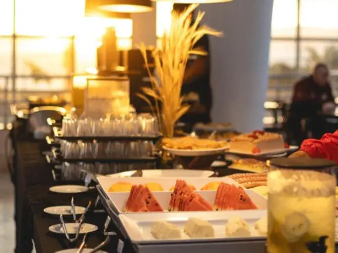 Breakfast in Favorita Golden Hotel e Eventos Breakfast in Favorita Golden Hotel e Eventos