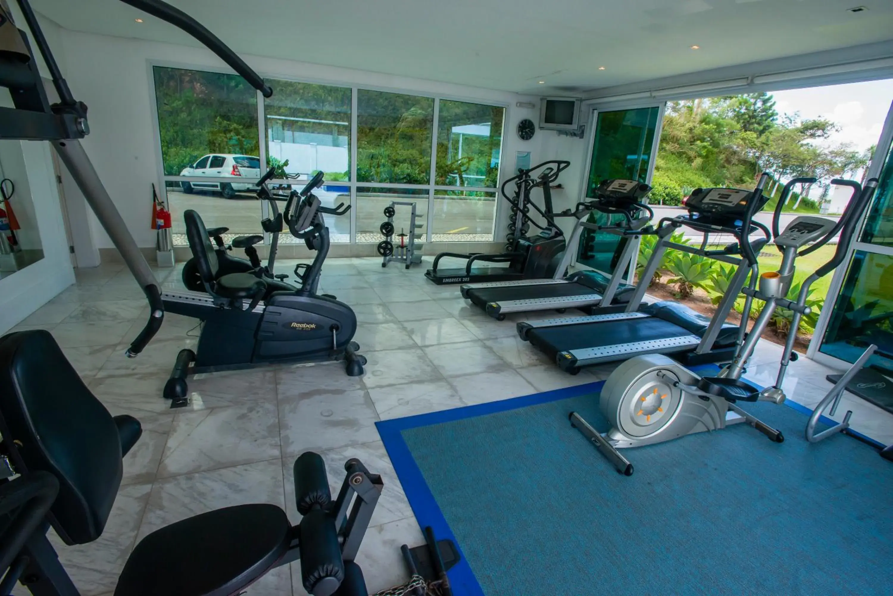 Fitness centre/facilities in Favorita Golden Hotel e Eventos Fitness centre/facilities in Favorita Golden Hotel e Eventos