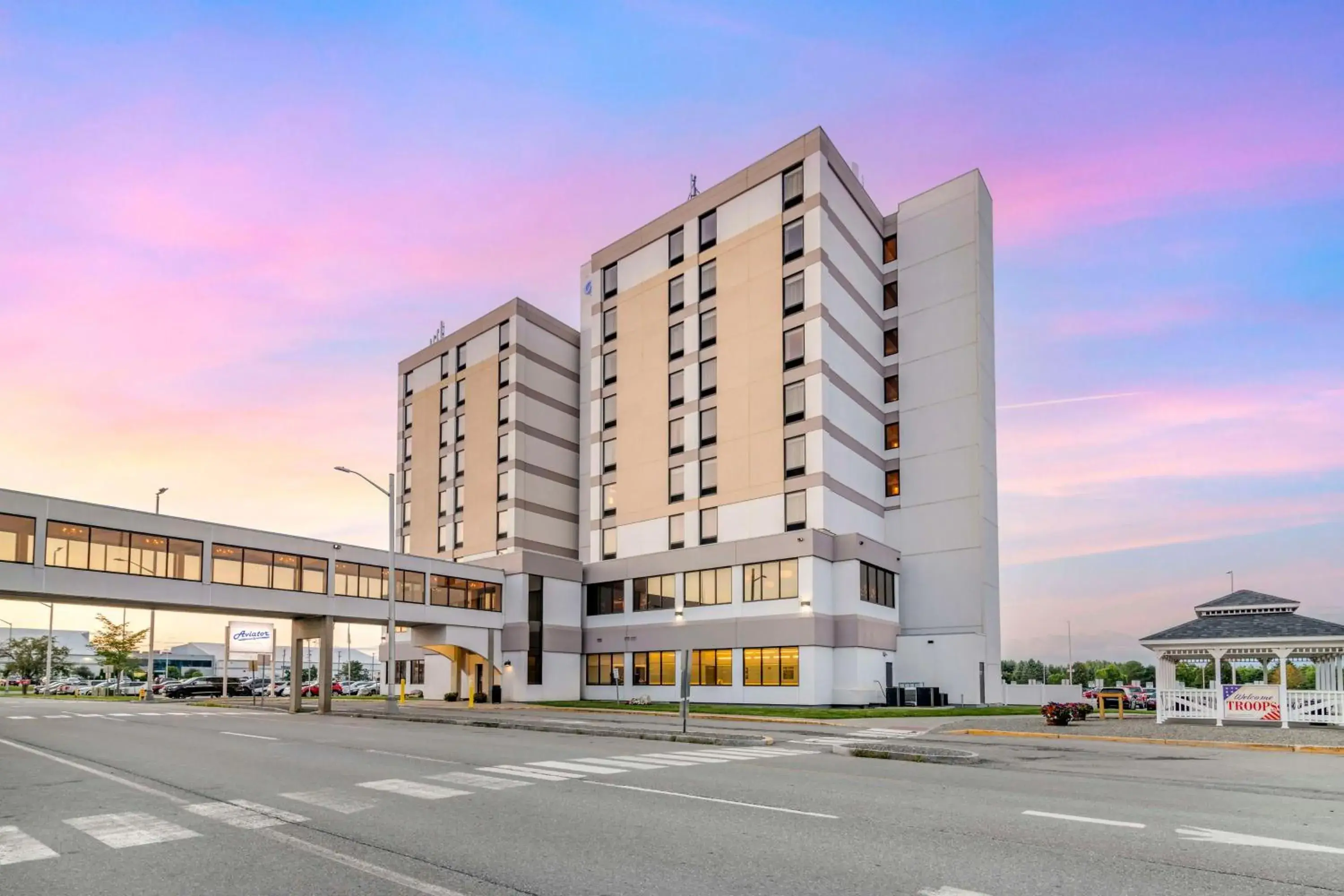 Property building in Bangor Aviator Hotel BW Premier Collection Property building in Bangor Aviator Hotel BW Premier Collection