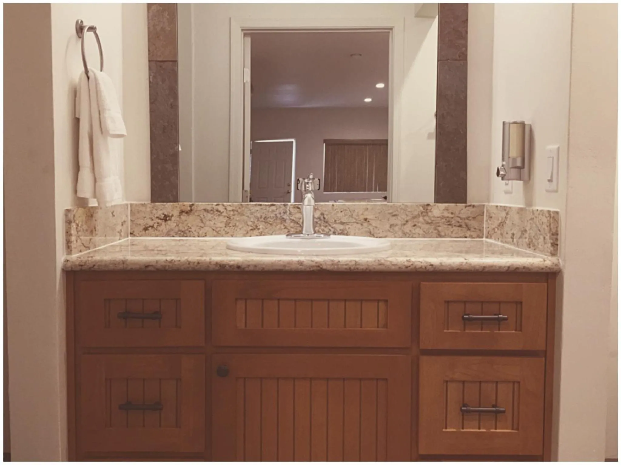 Bathroom in Harbour Inn