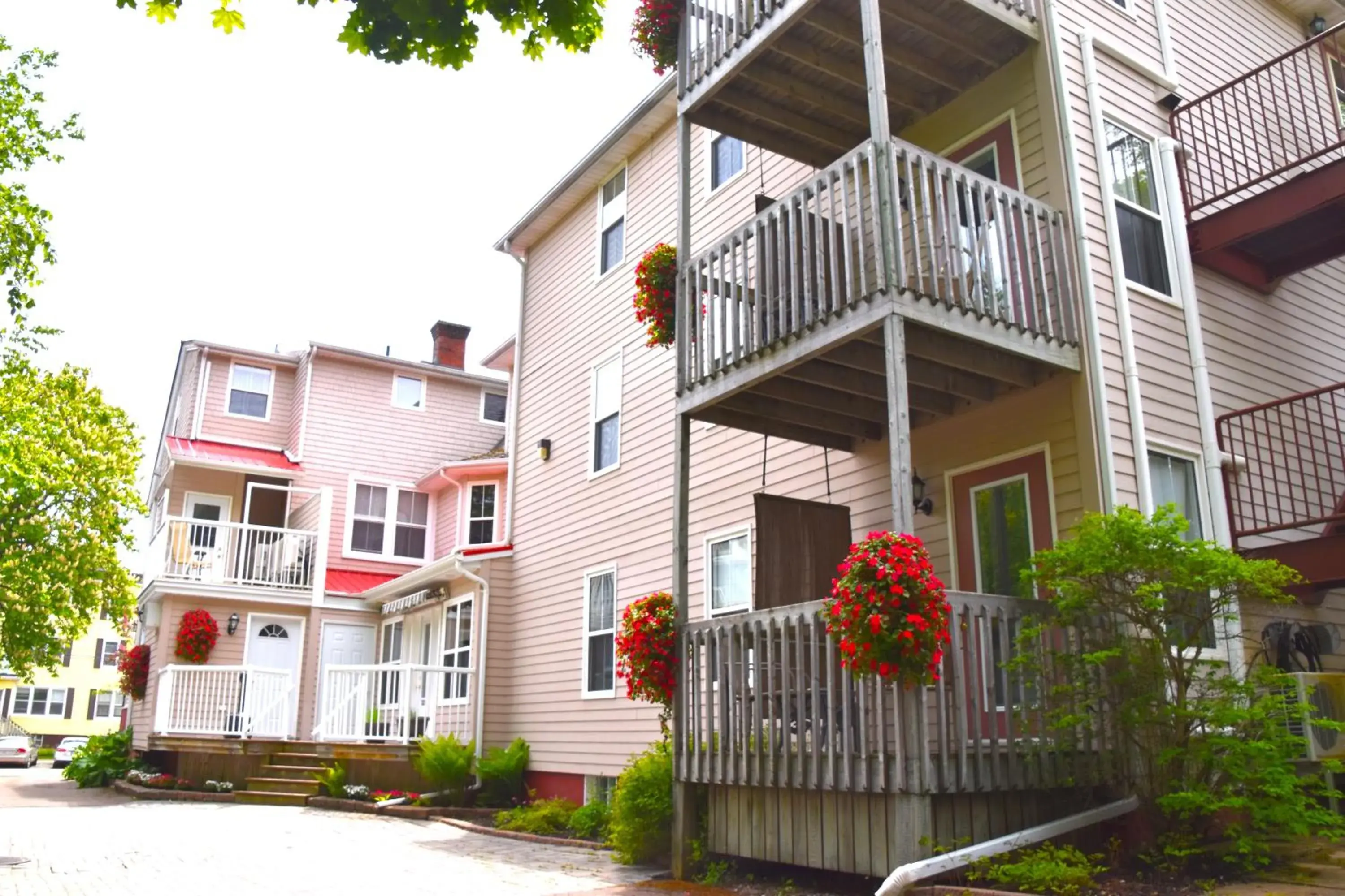 Property building in The Harbour House Property building in The Harbour House