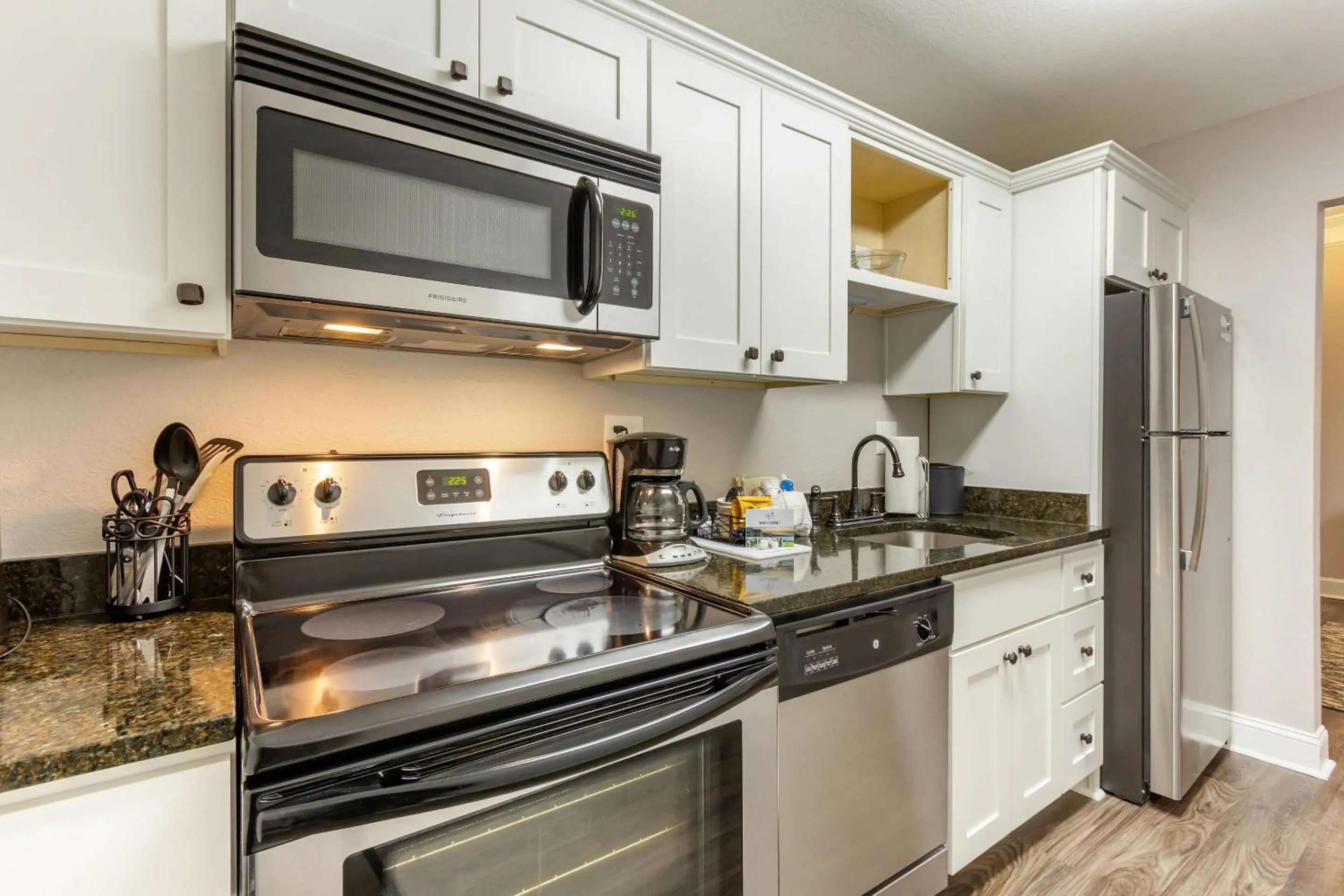Bedroom in Church Street Inn Historic Charleston, Ascend Collection Hotel