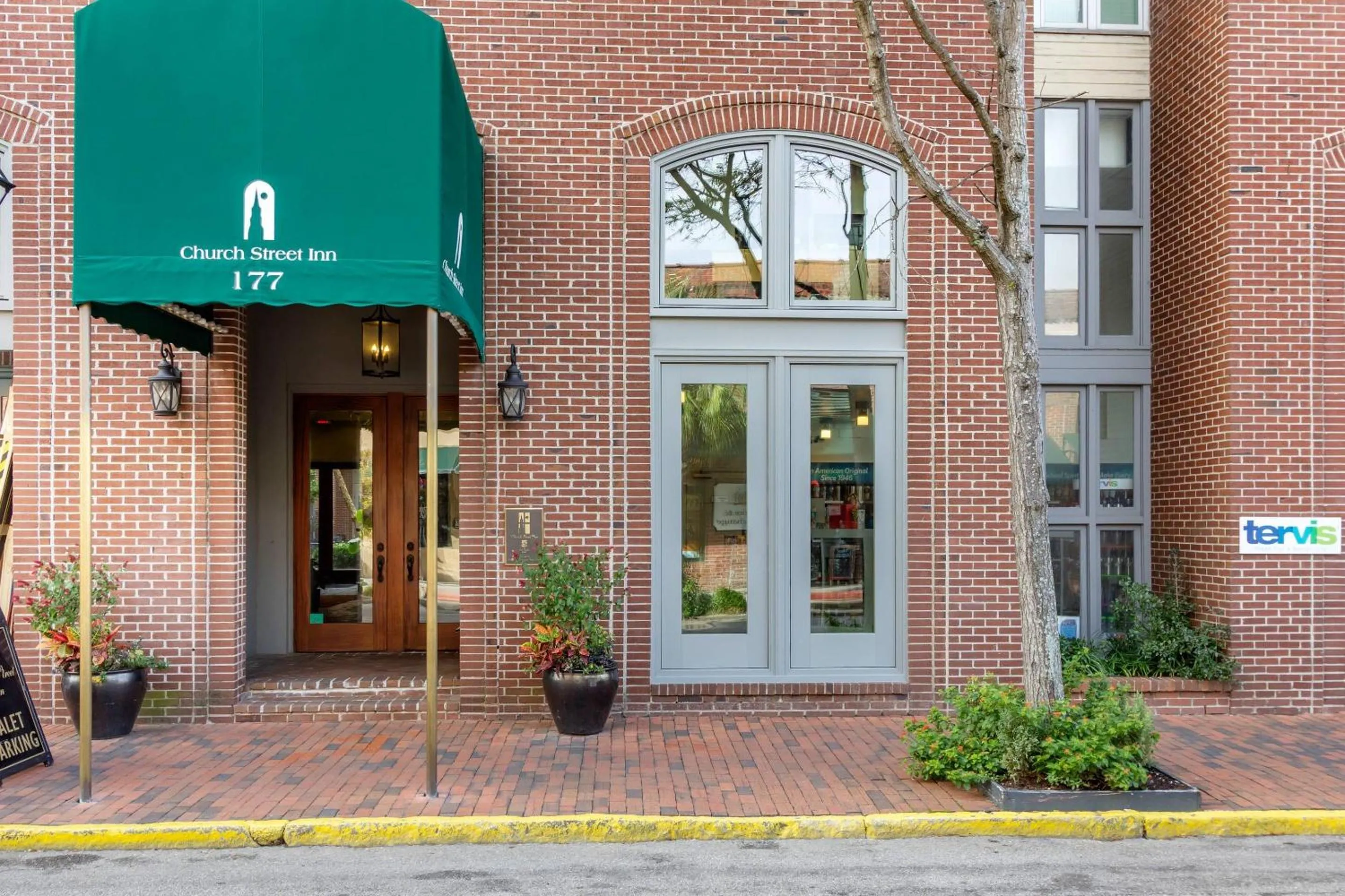 Property building in Church Street Inn Historic Charleston, Ascend Collection Hotel