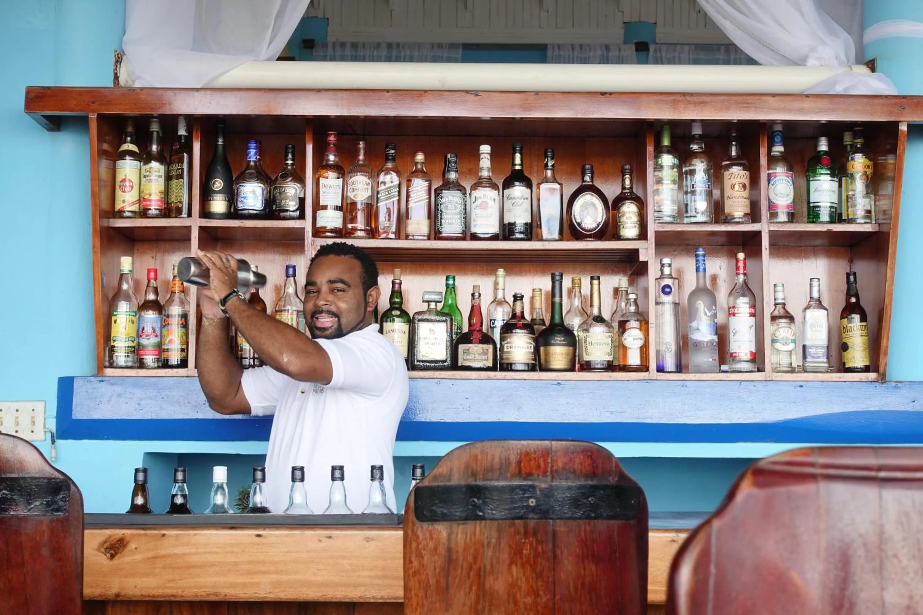 Restaurant/places to eat in Negril Palms