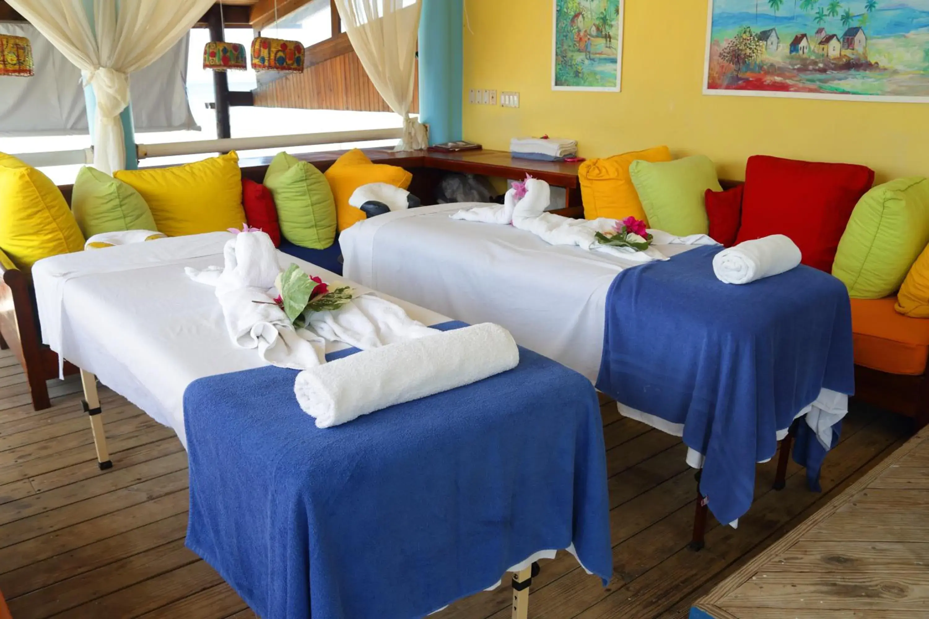 Massage, Bed in Negril Palms Massage, Bed in Negril Palms