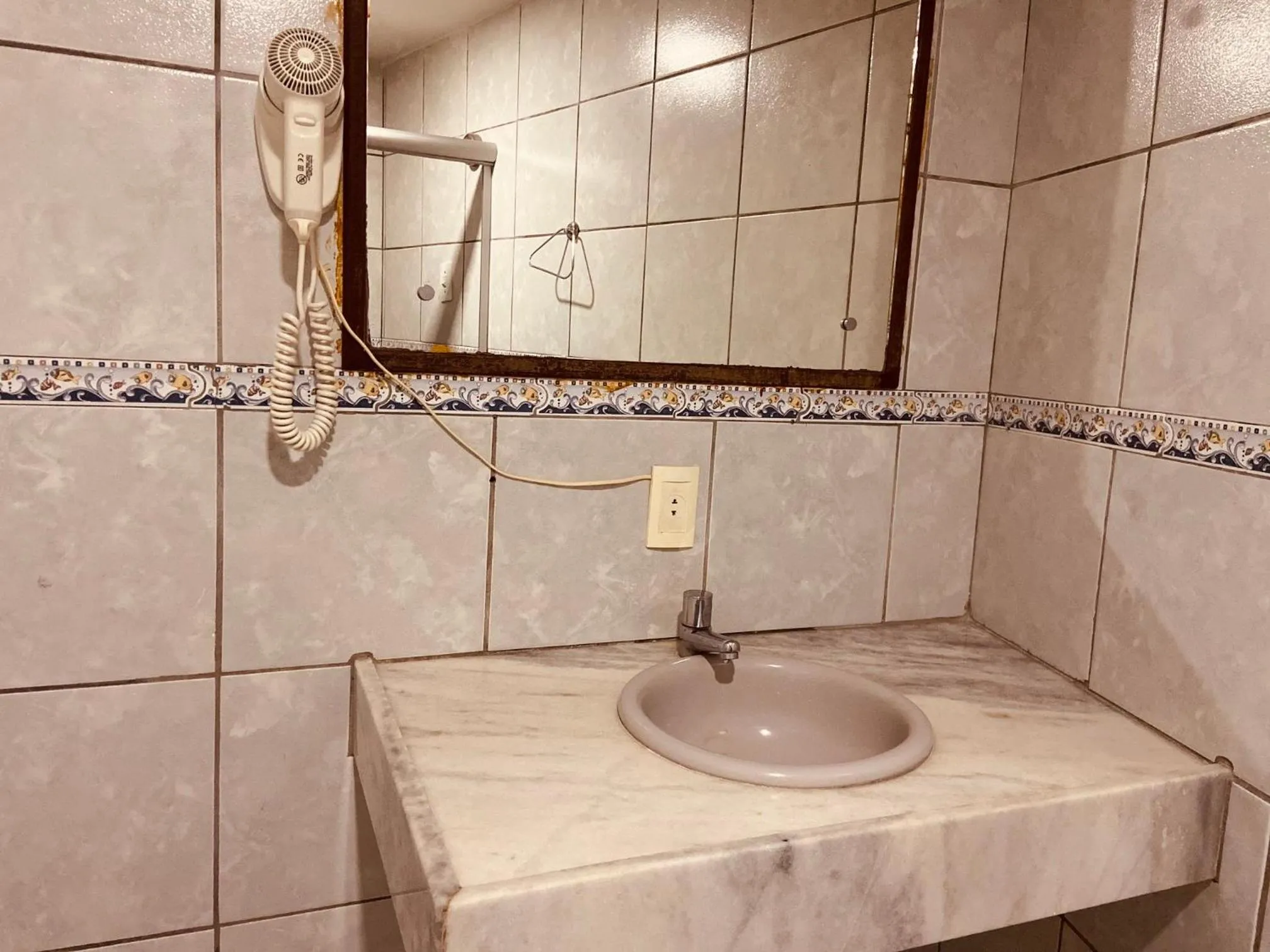 Shower in Hotel Enseada dos Corais