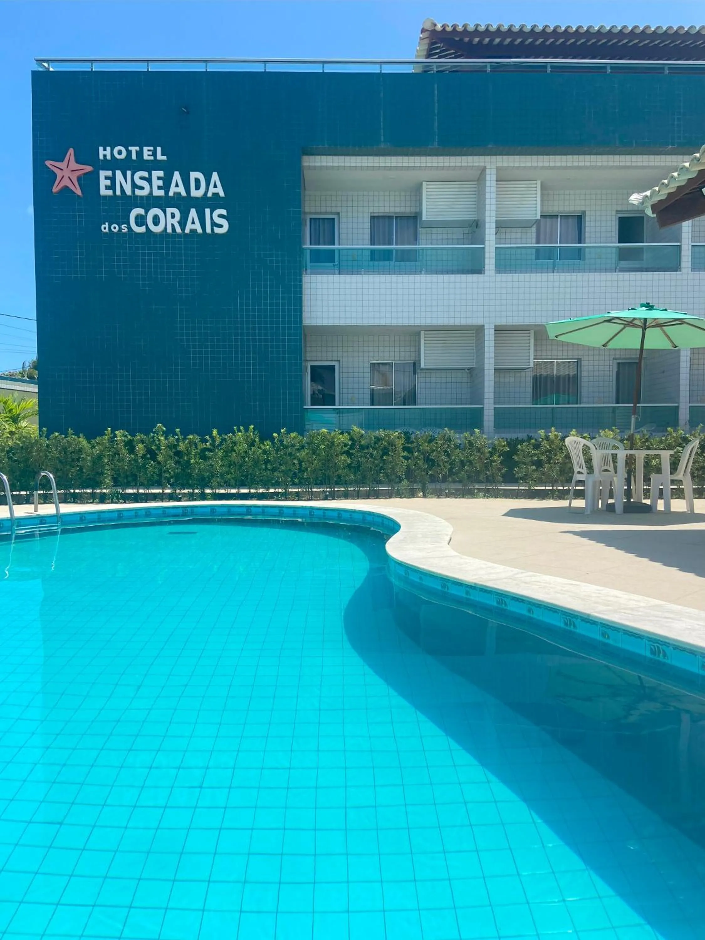 Swimming pool in Hotel Enseada dos Corais