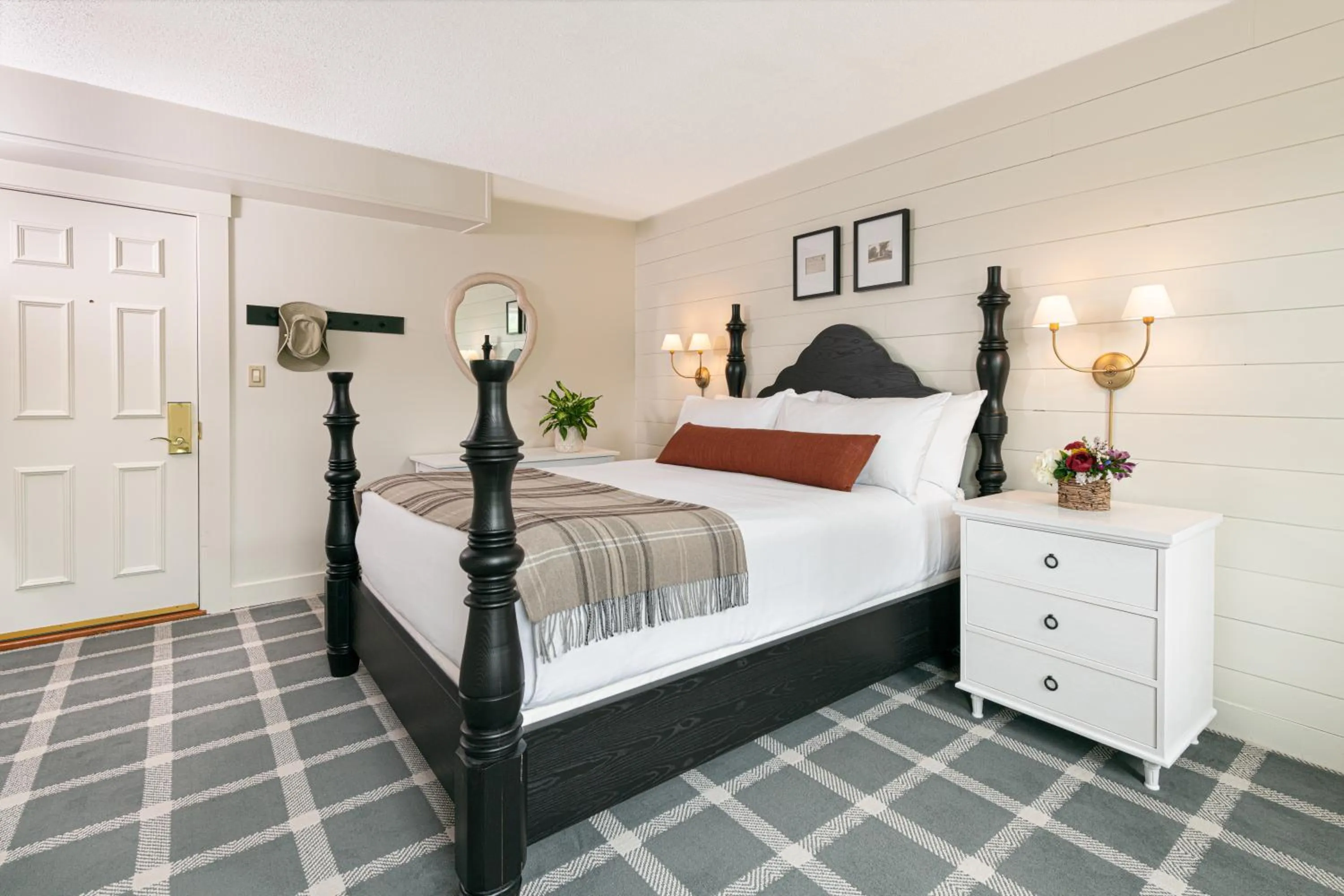 Bed in The Wentworth