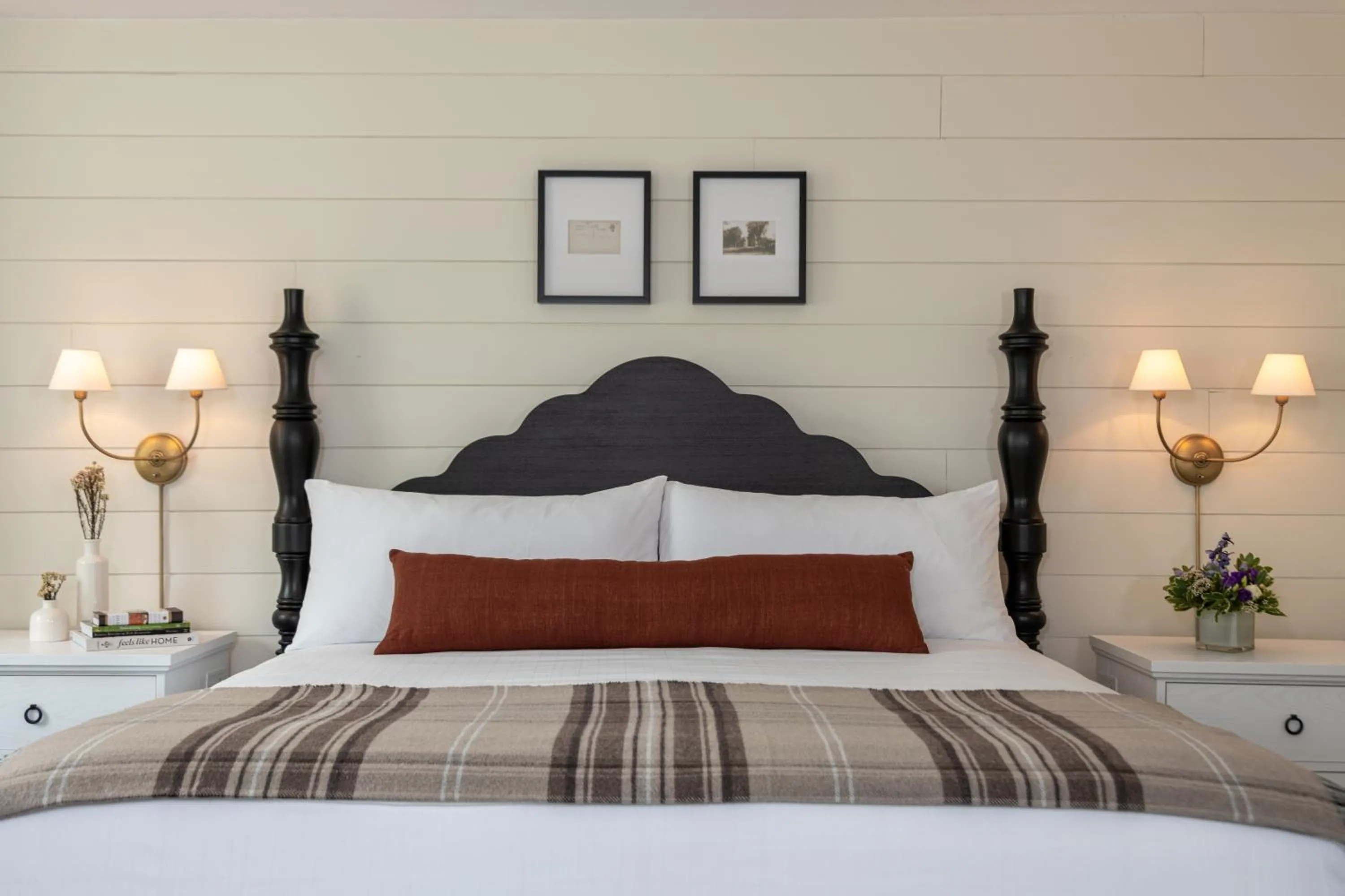 Bed in The Wentworth