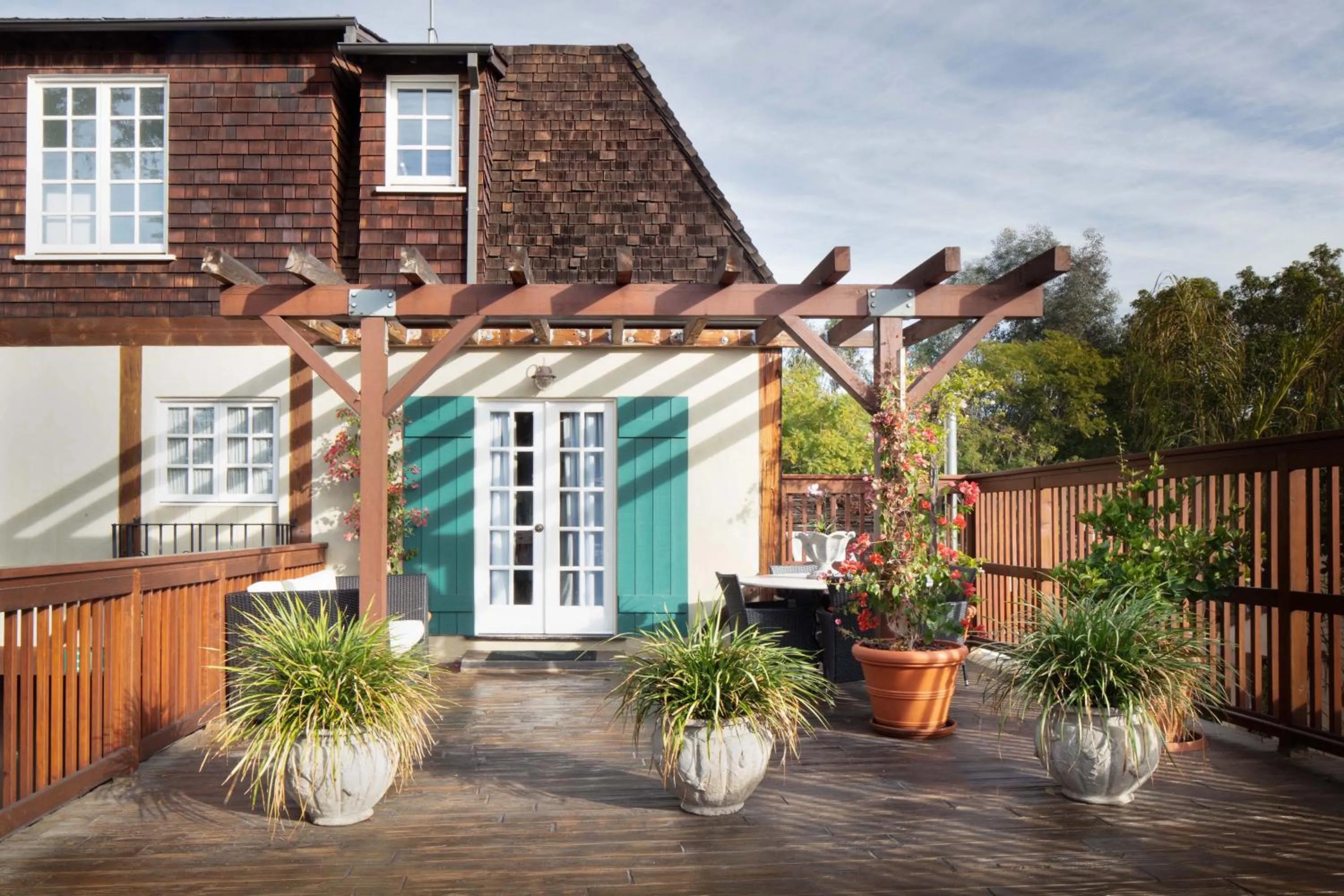 Facade/entrance in The Charlie West Hollywood