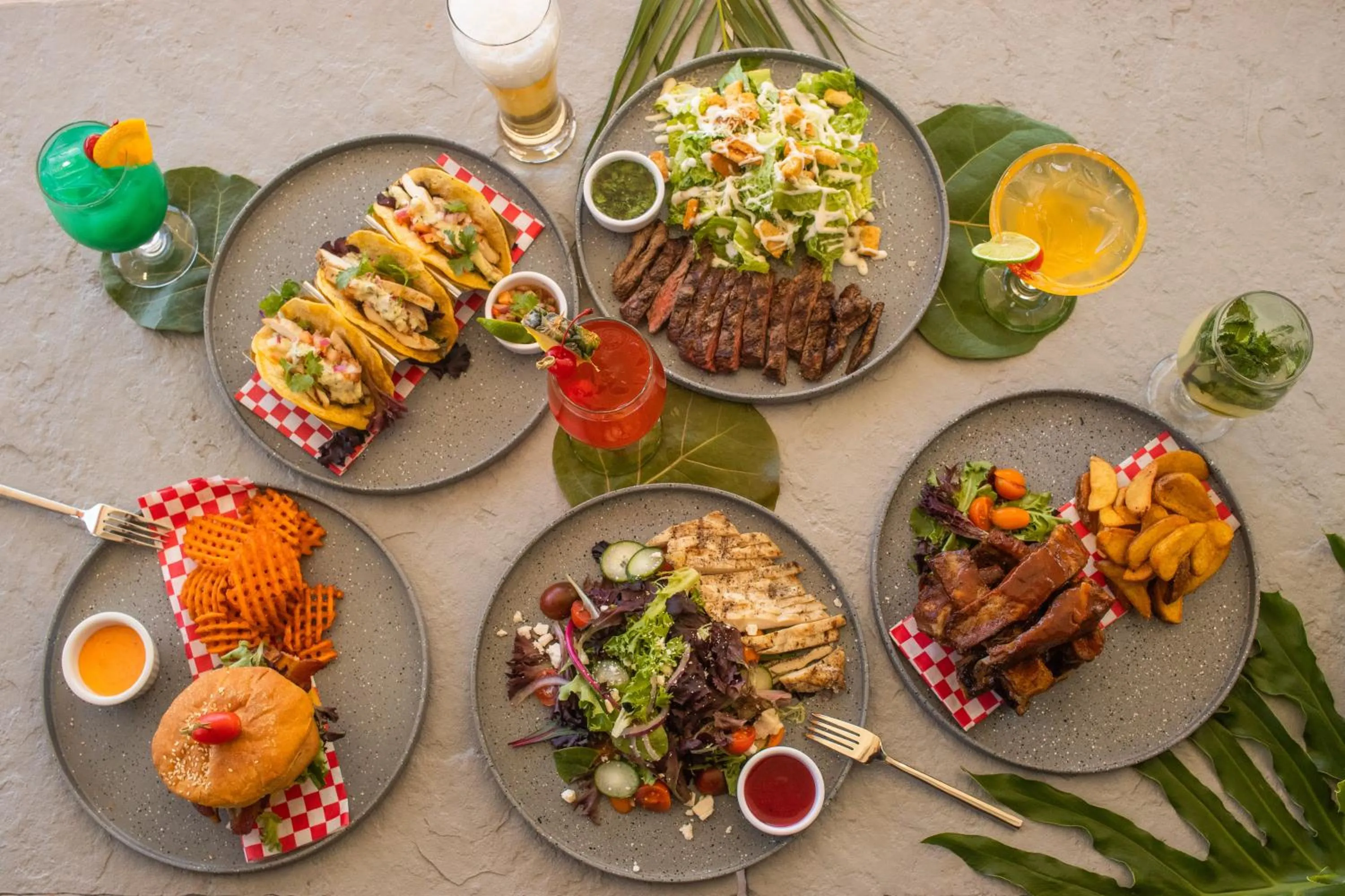 Restaurant/places to eat in Rincon Beach Resort