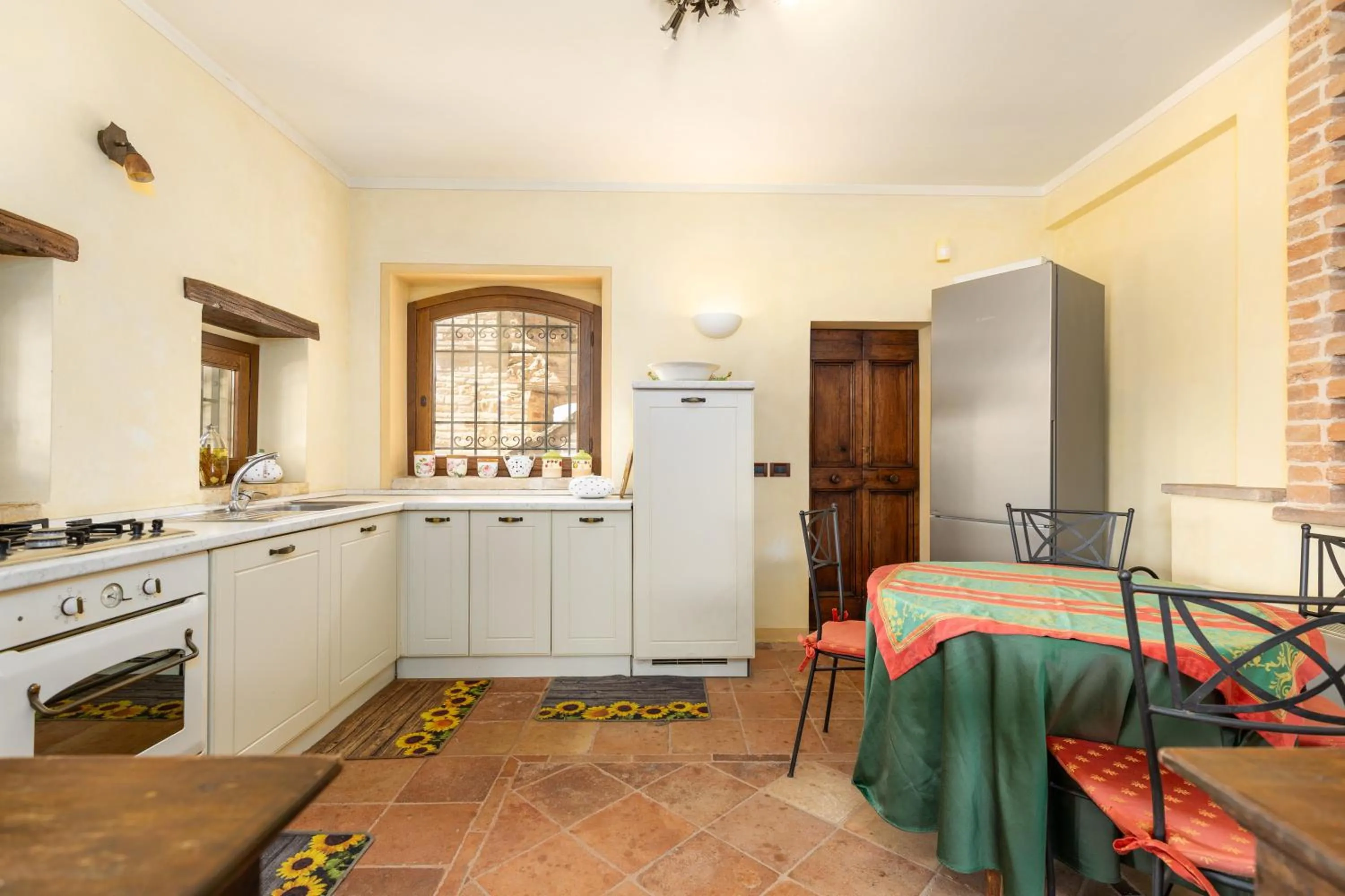Villa Assisi by PosarelliVillas