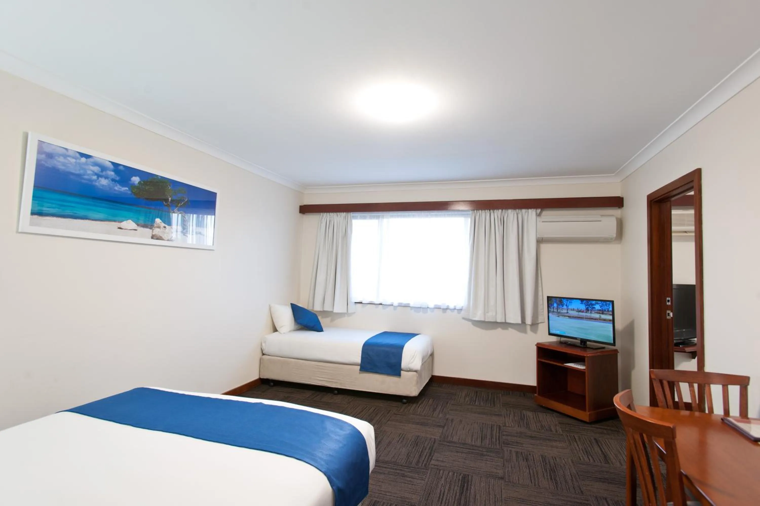 Bedroom in Admiral Motel Bunbury