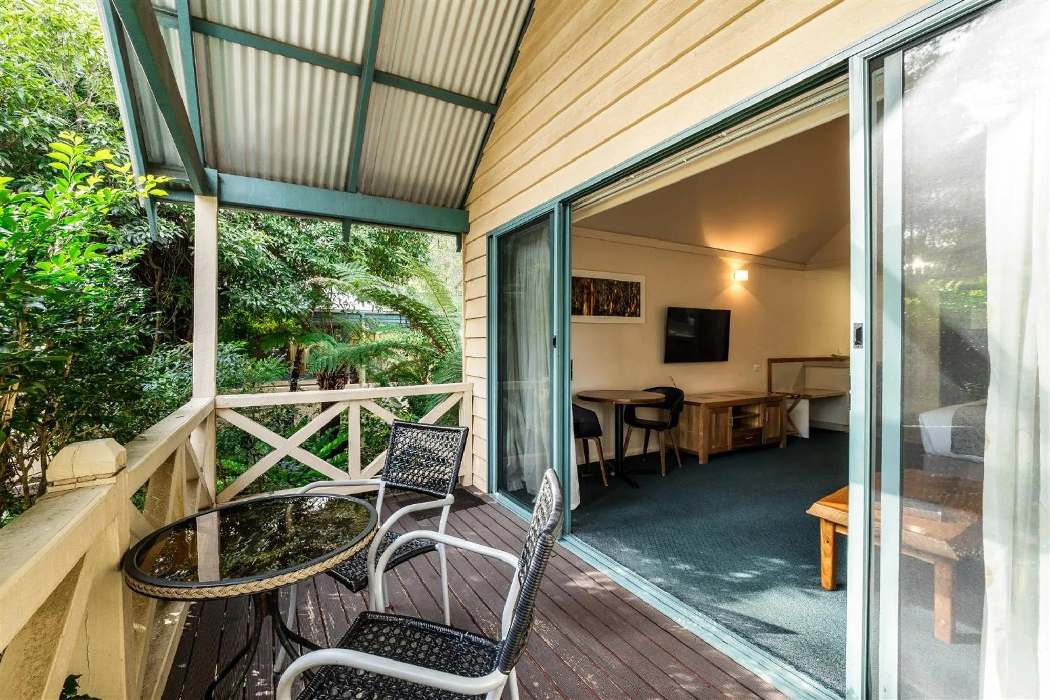 Patio in Heritage Trail Lodge