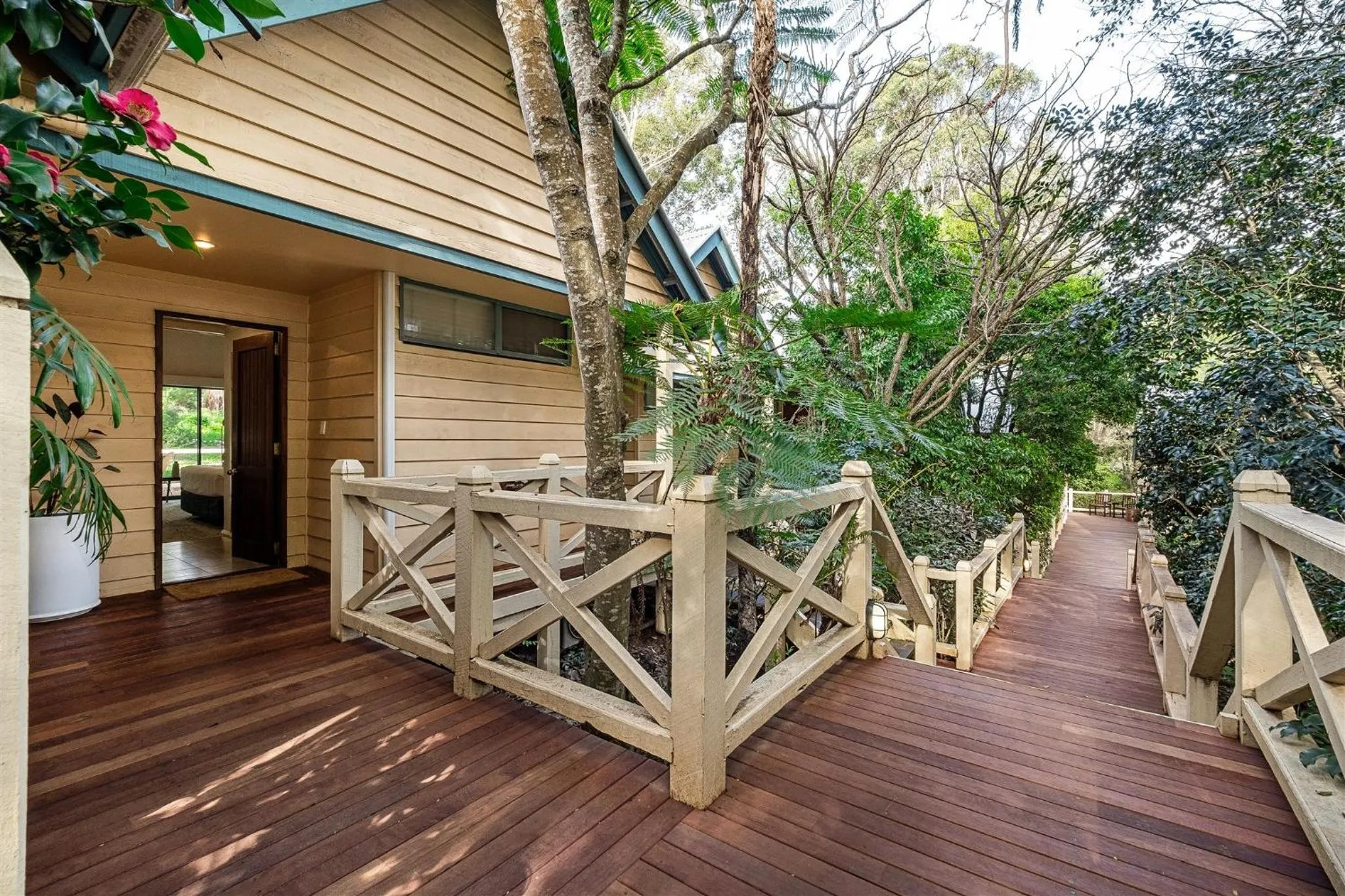 Property building in Heritage Trail Lodge