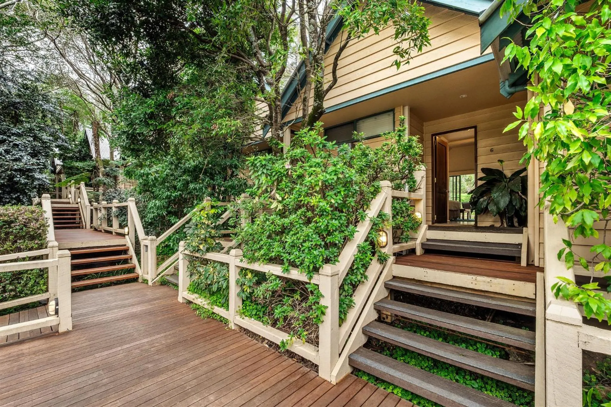 Property building in Heritage Trail Lodge