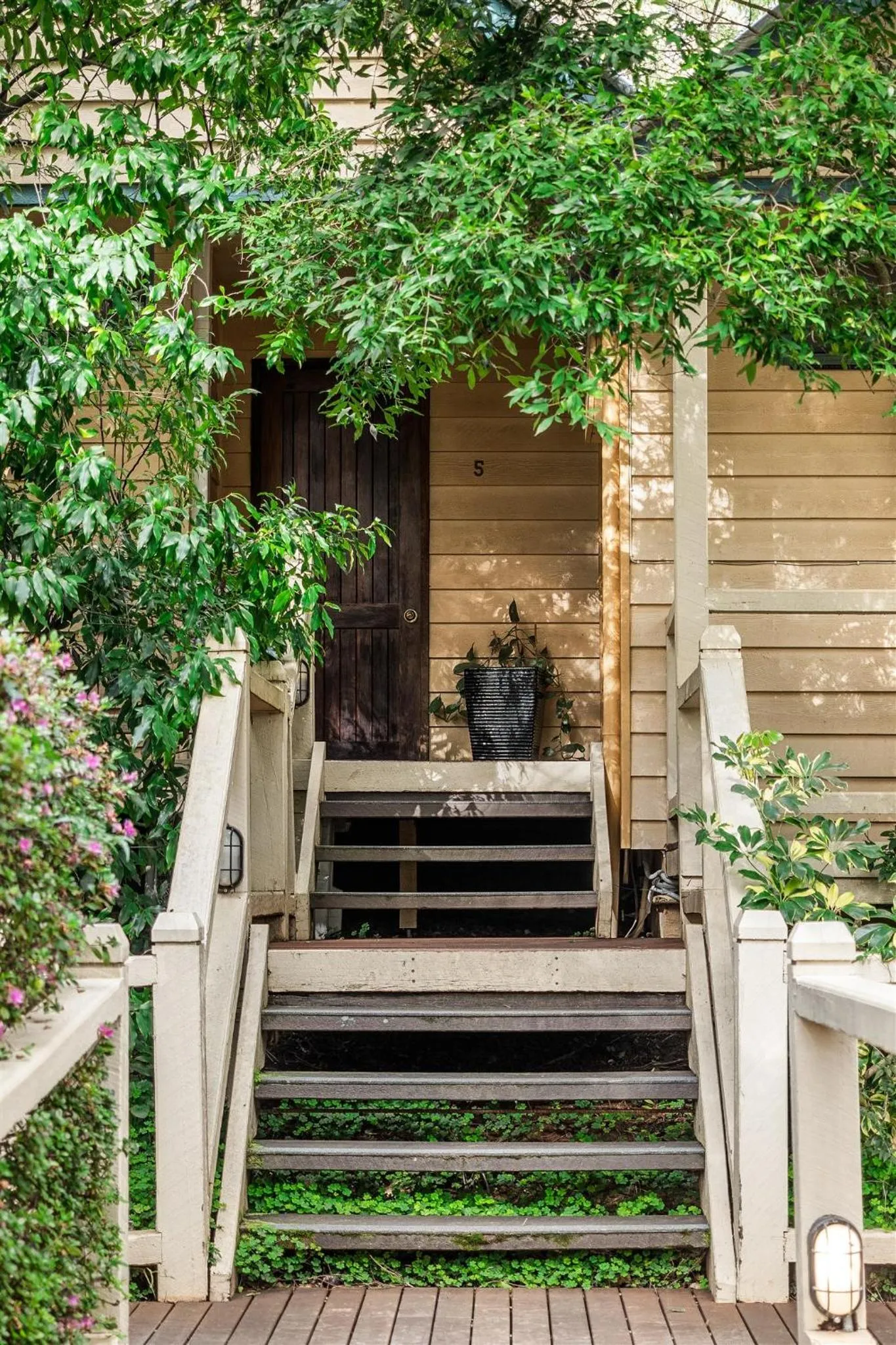 Spring in Heritage Trail Lodge