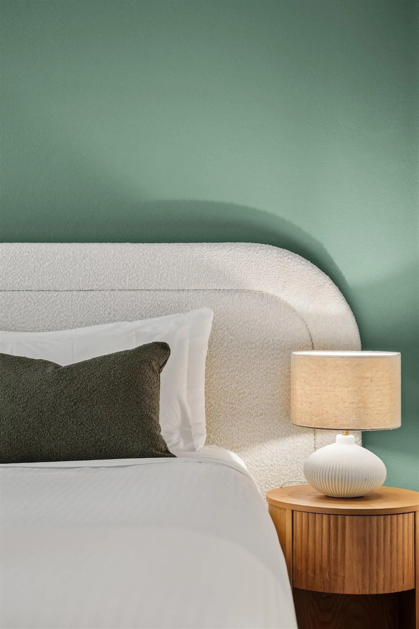 Bed in Heritage Trail Lodge