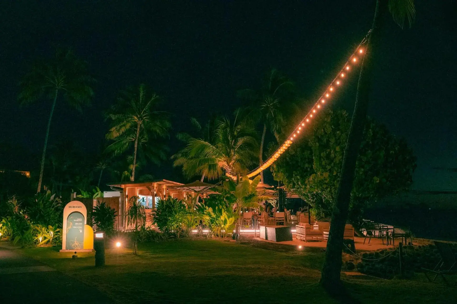 Restaurant/places to eat in InterContinental Tahiti Resort & Spa by IHG Restaurant/places to eat in InterContinental Tahiti Resort & Spa by IHG