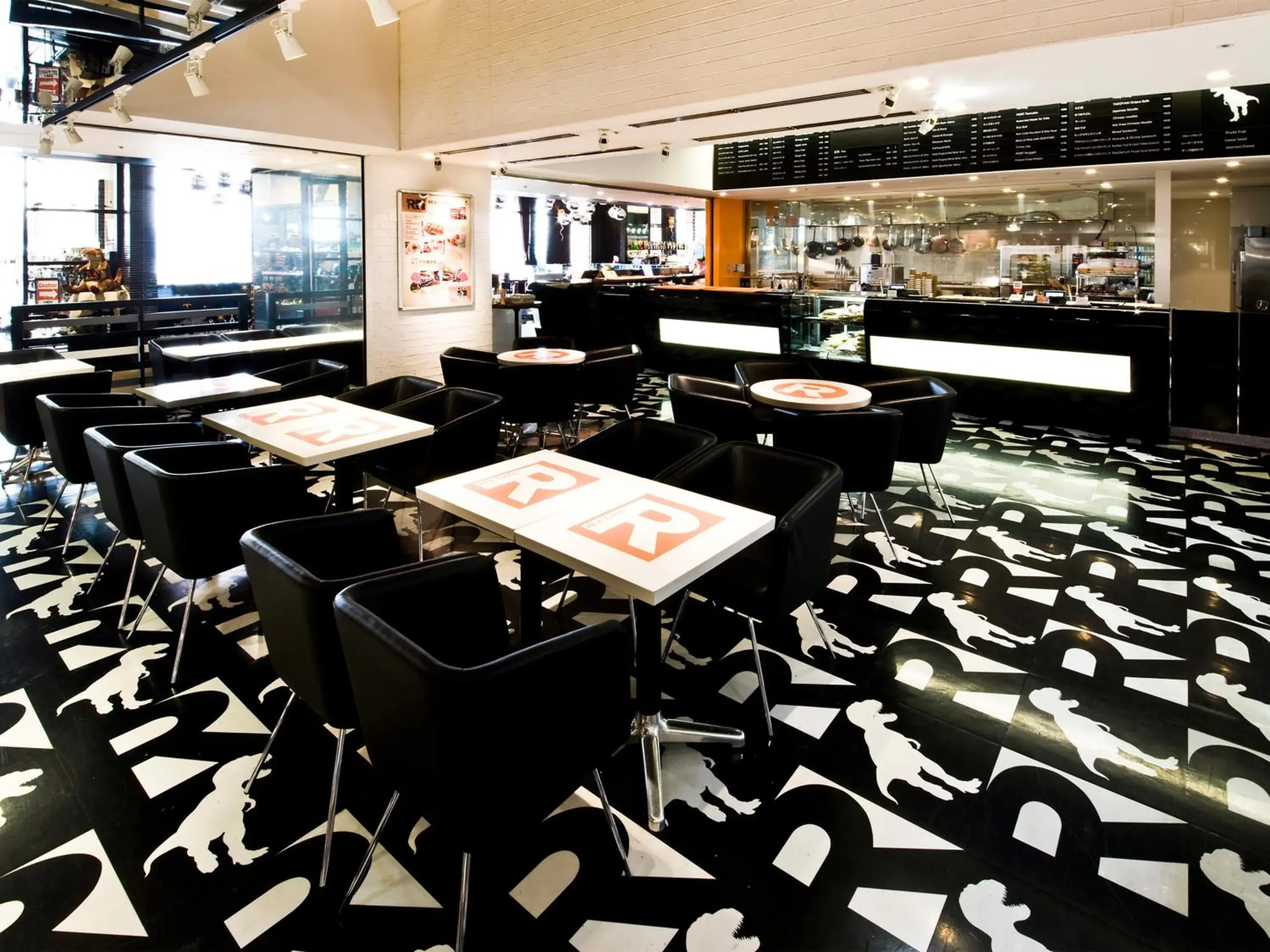 Food in Hotel Universal Port Food in Hotel Universal Port