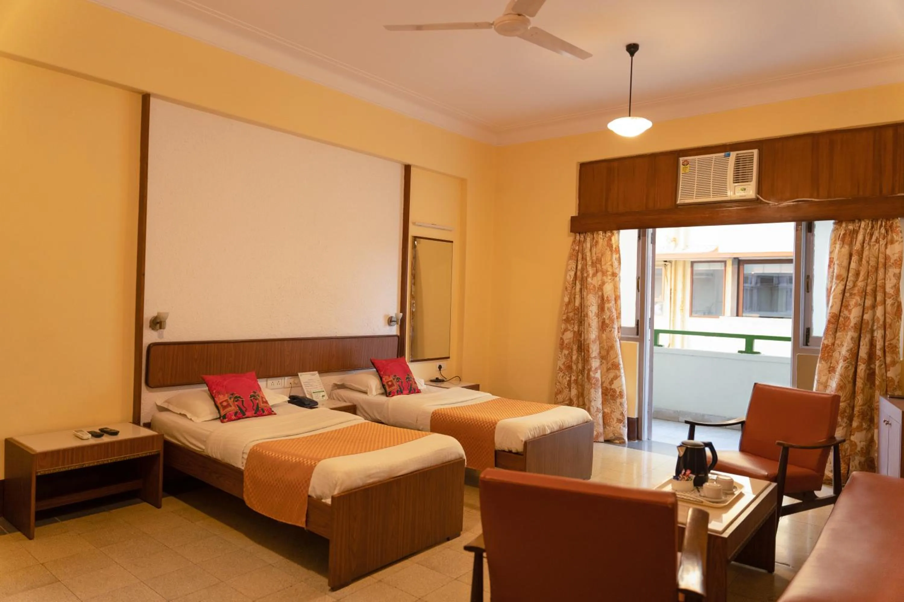 Deluxe Partial Sea View with Balcony  - single occupancy in Sea Green Hotel