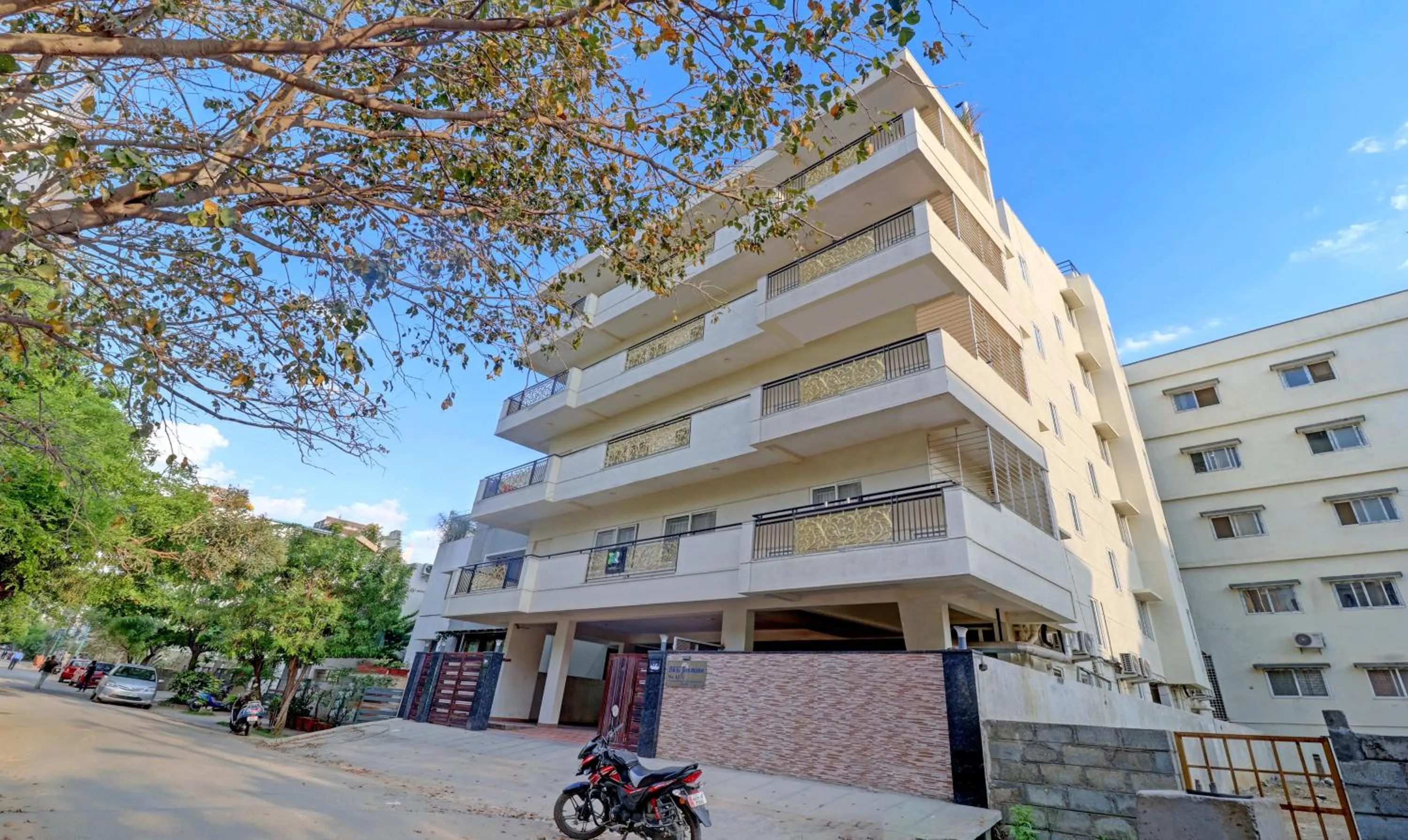 Property building in Treebo Kings Suits, HSR Layout