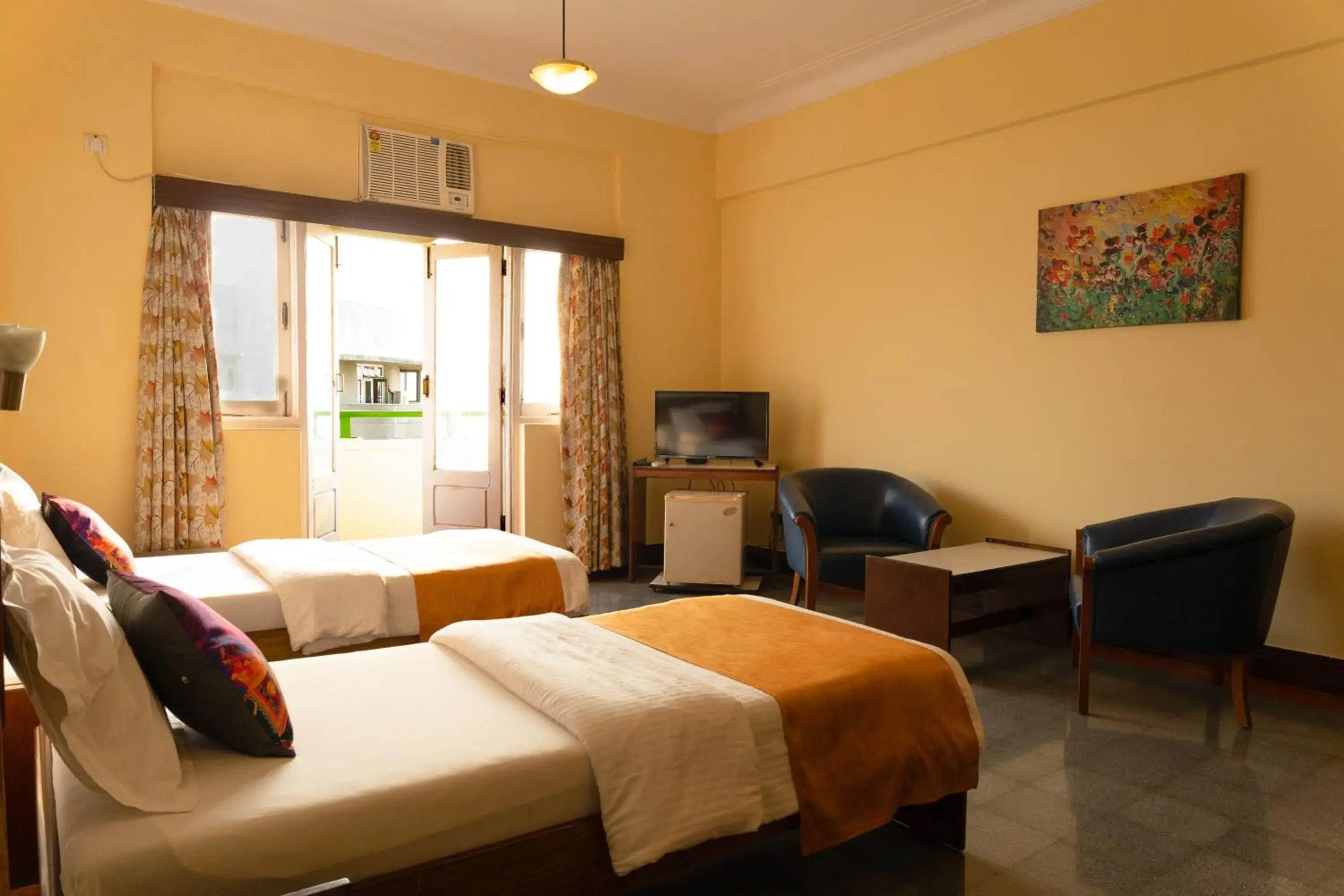 Photo of the whole room, Bed in Sea Green South Hotel Photo of the whole room, Bed in Sea Green South Hotel