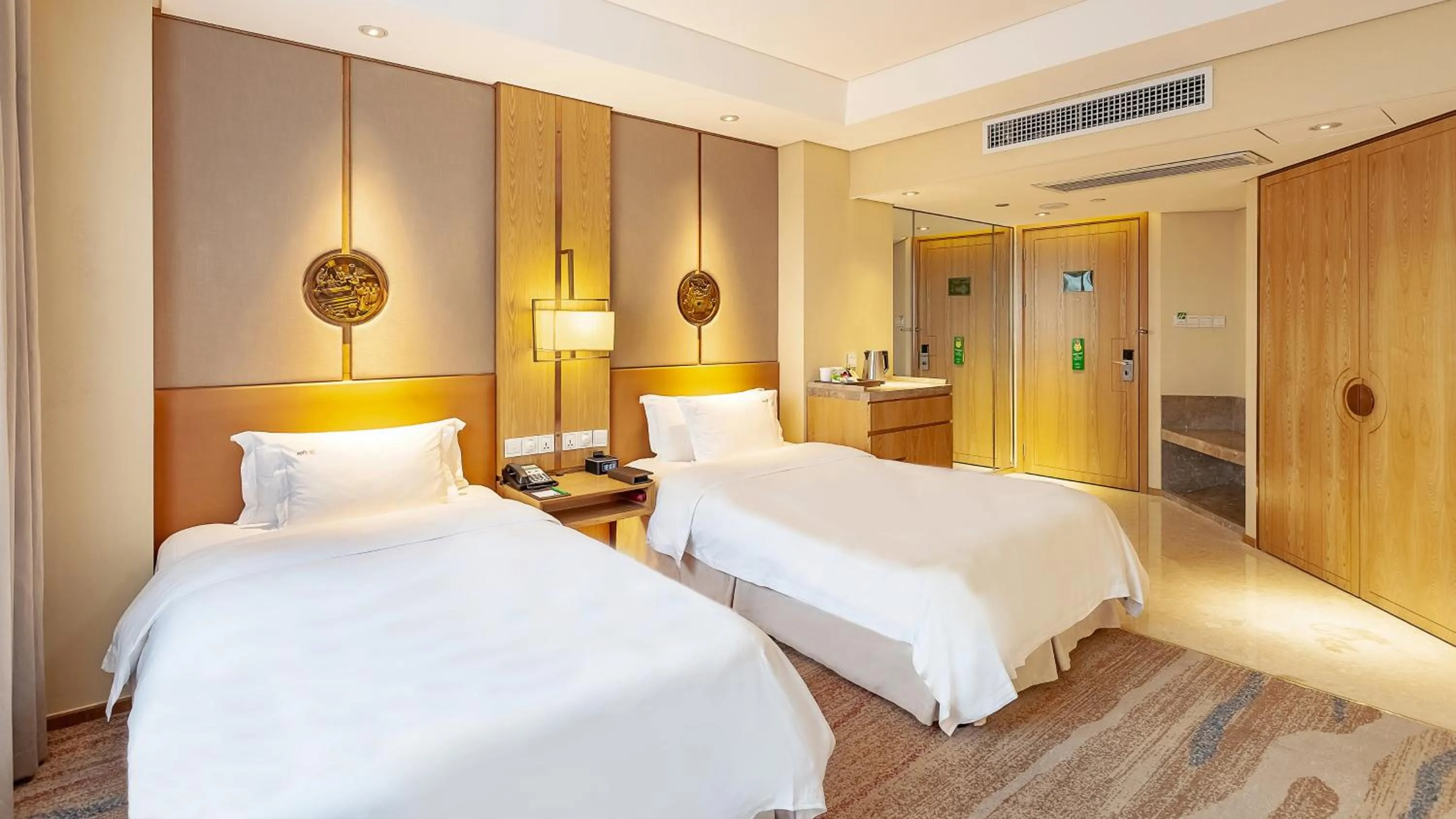 Photo of the whole room in Holiday Inn Hefei by IHG