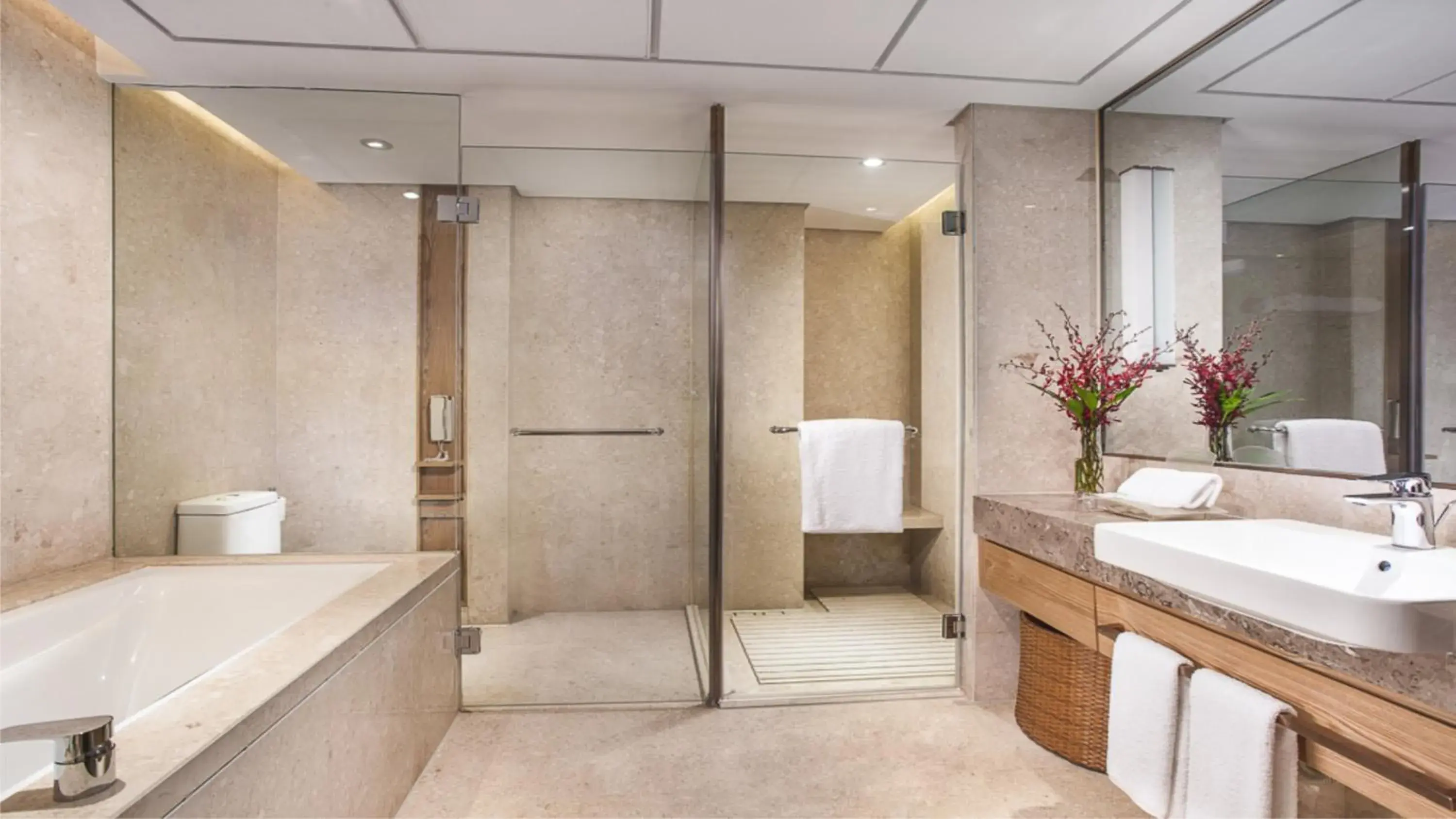 Premium Twin Room with Lounge Access in Holiday Inn Hefei by IHG Premium Twin Room with Lounge Access in Holiday Inn Hefei by IHG