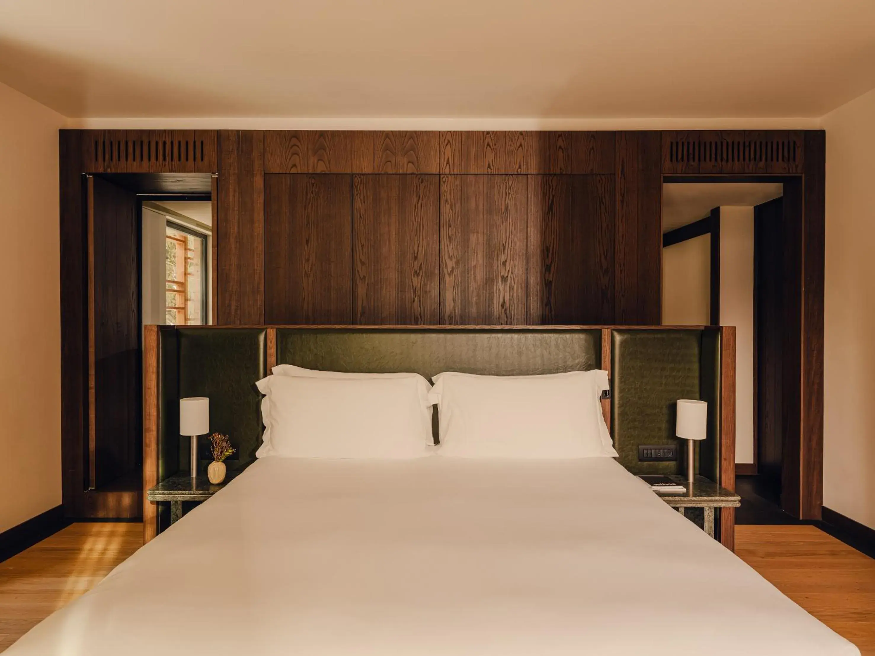 Bedroom, Bed in Aethos Hotel Monterosa Bedroom, Bed in Aethos Hotel Monterosa