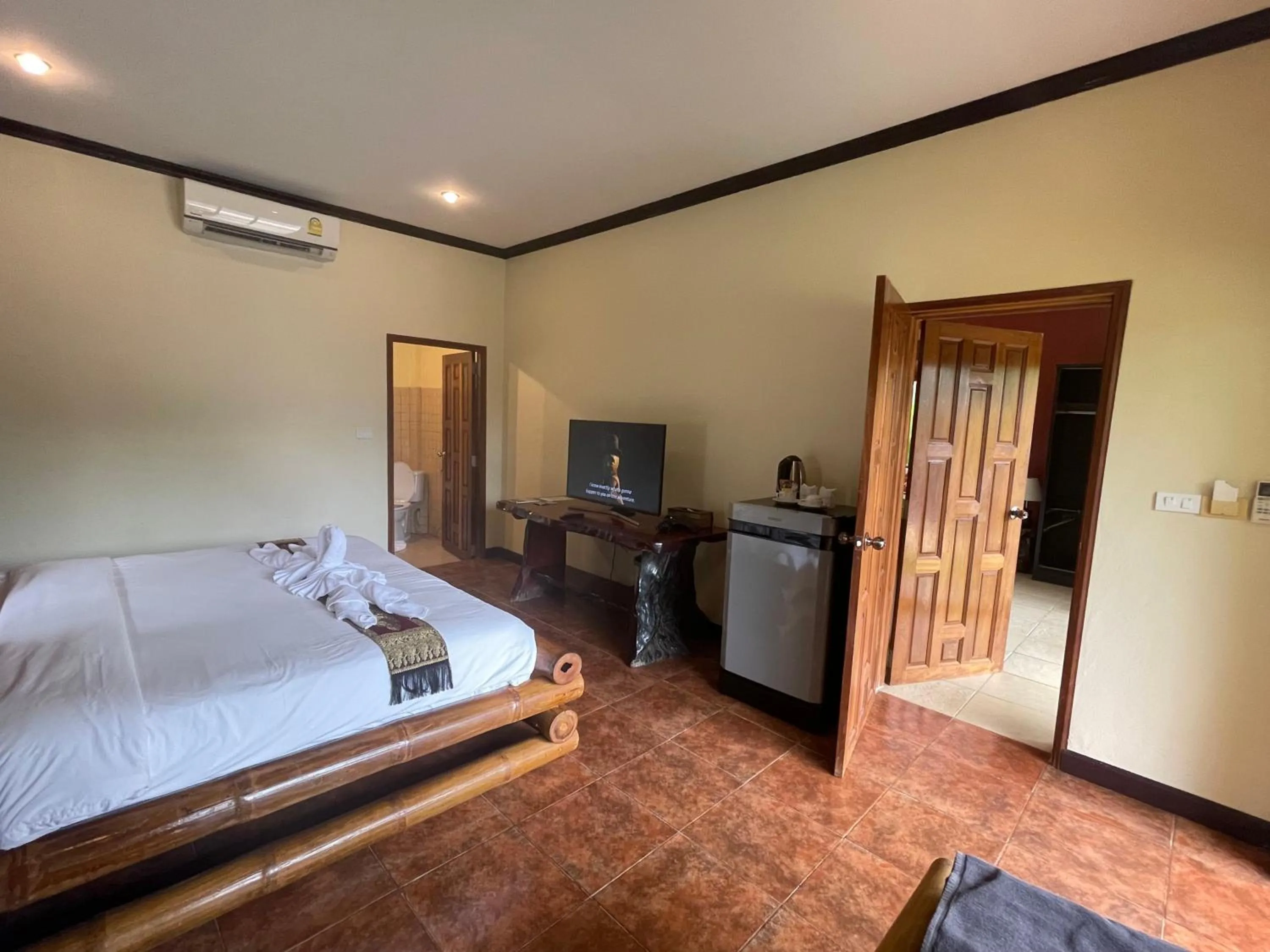 Decorative detail, Bed in Garden Resort