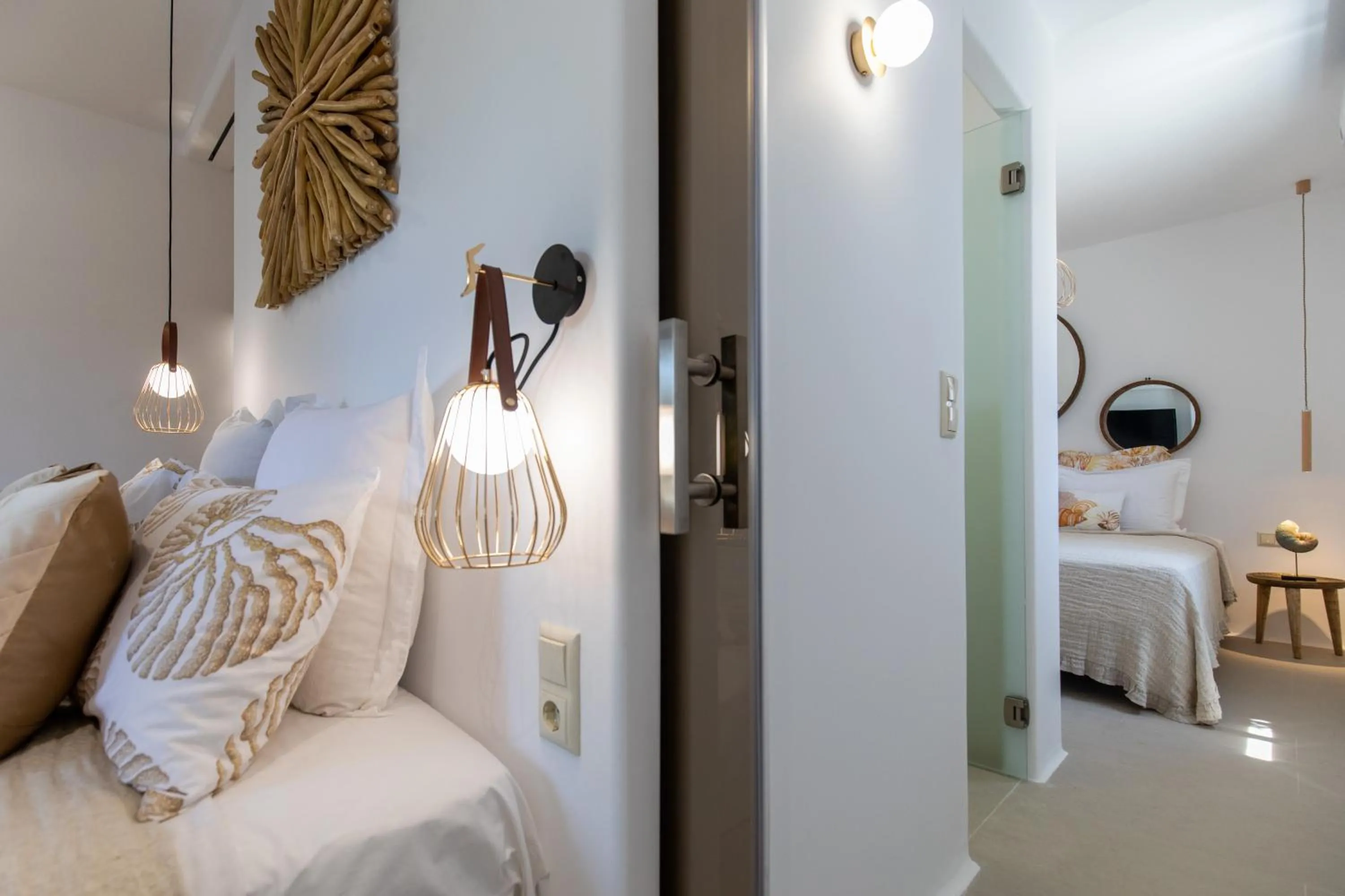 Bed in Athina Studios and Suites Plaka