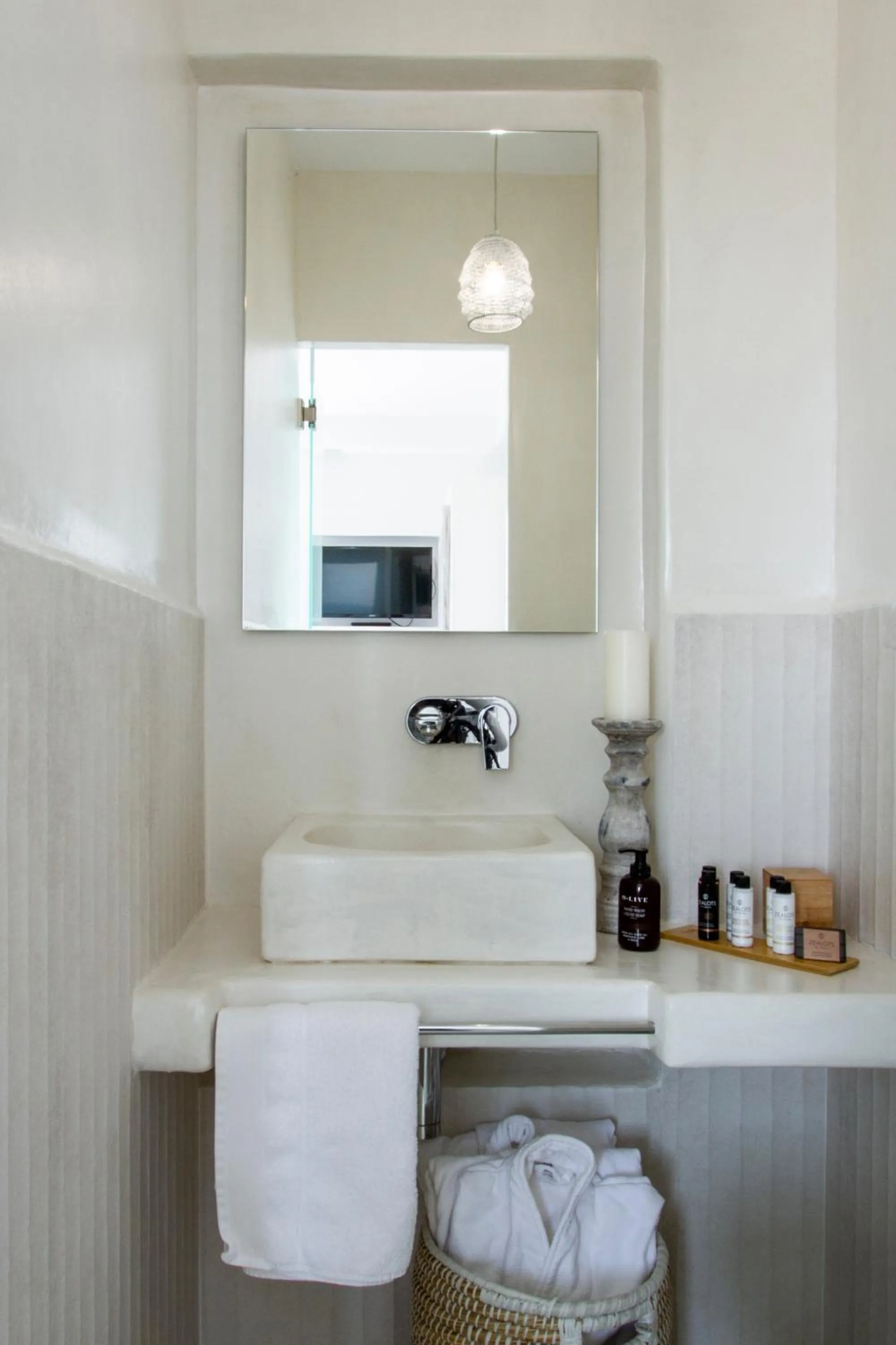 Bathroom in Athina Studios and Suites Plaka