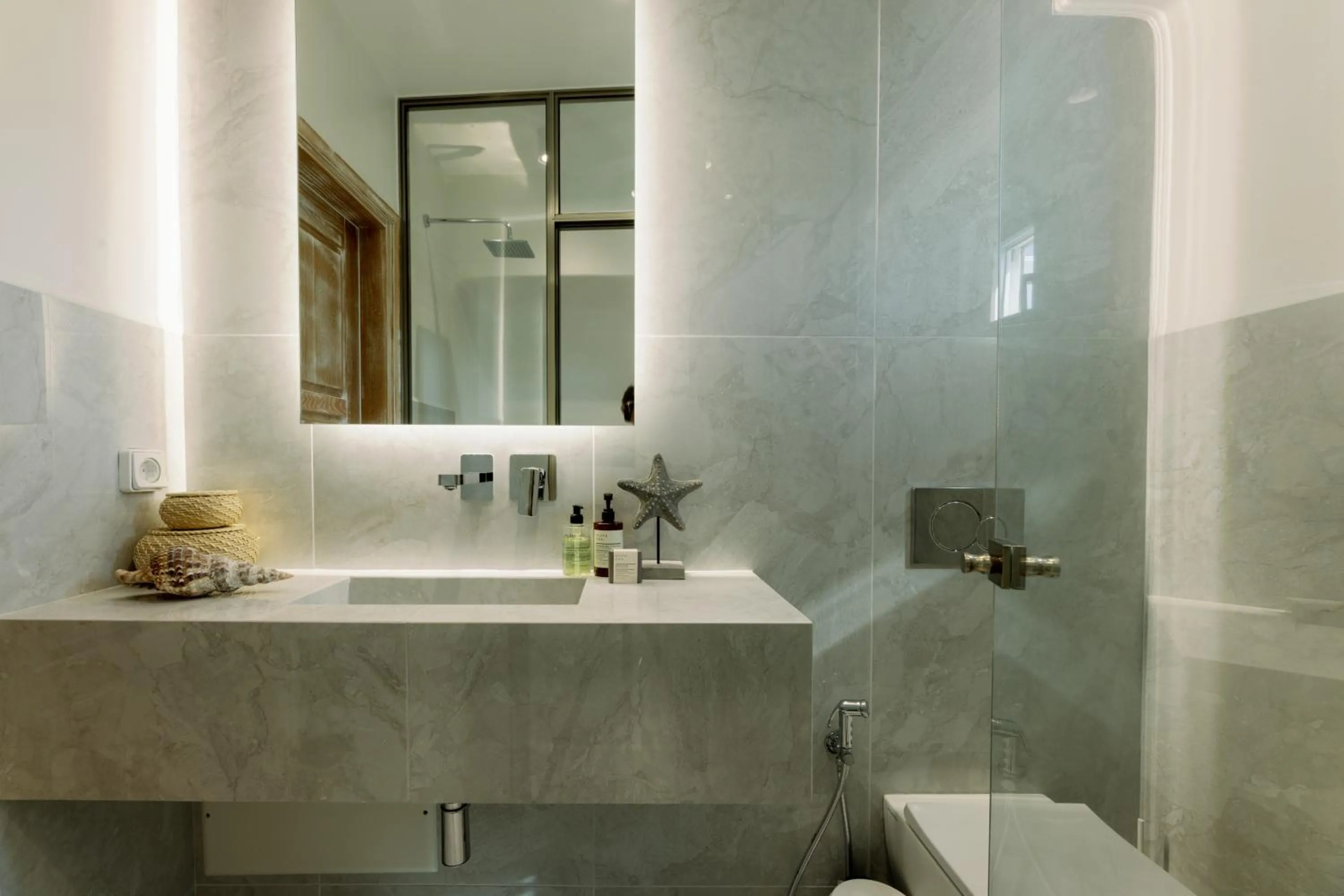 Bathroom in Athina Studios and Suites Plaka