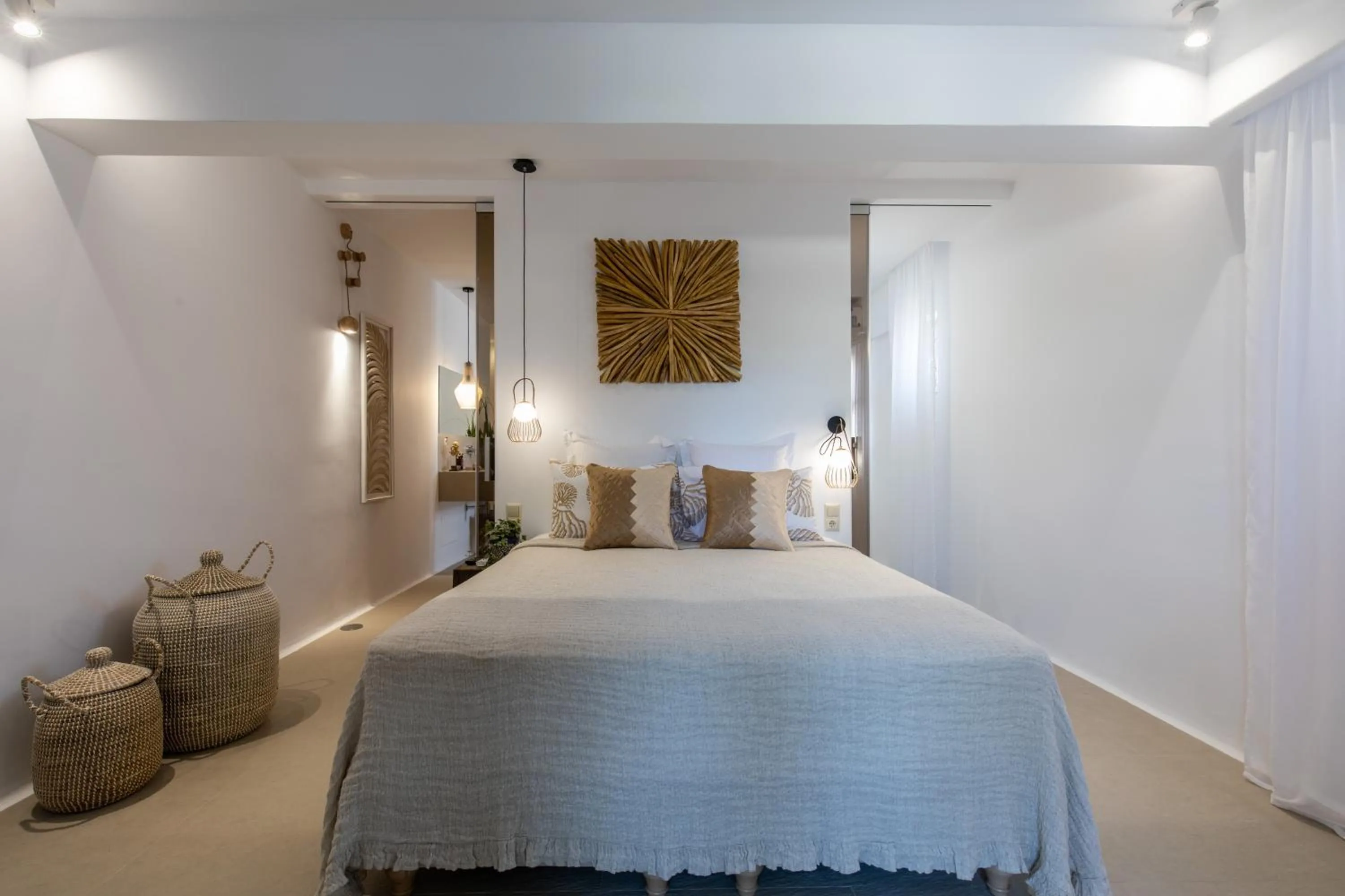 Bed in Athina Studios and Suites Plaka