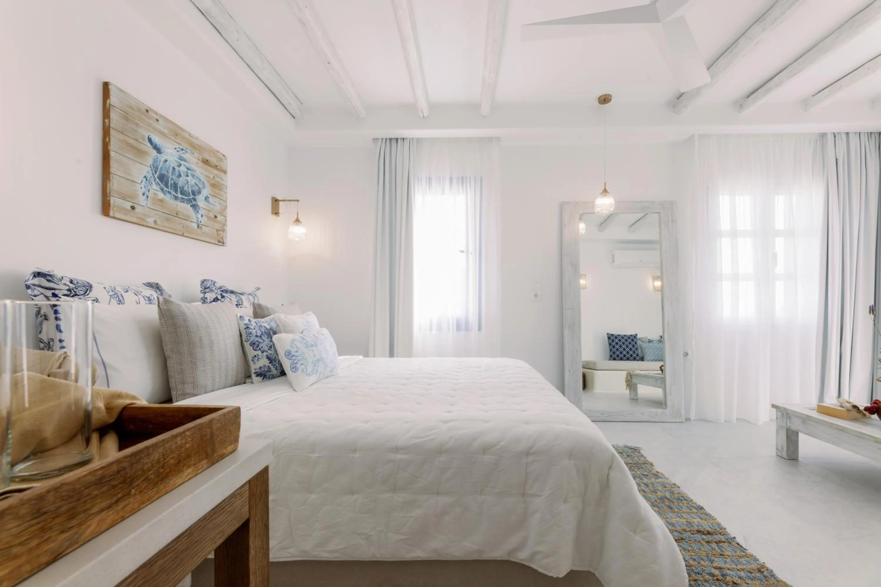 Bed in Athina Studios and Suites Plaka