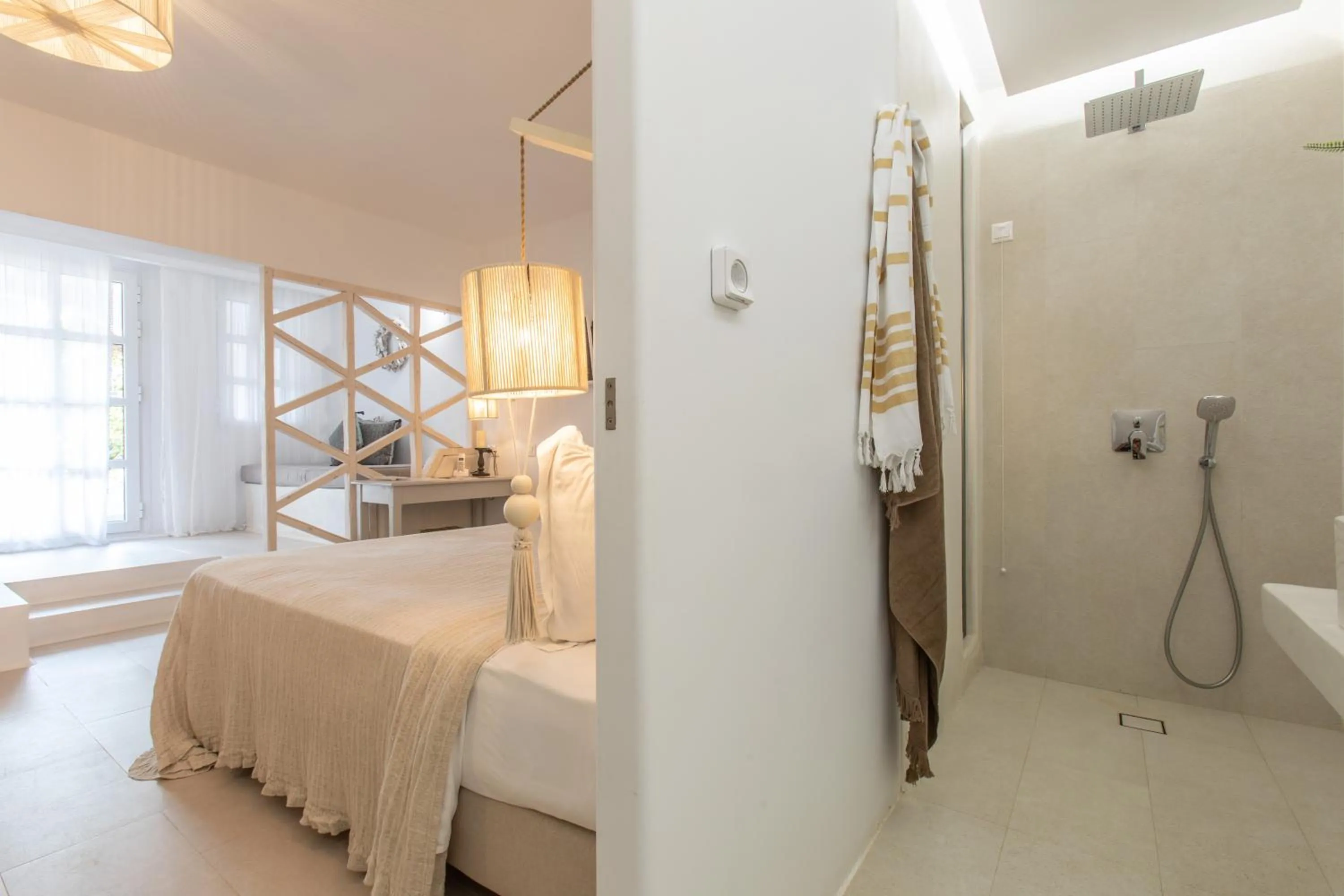 Photo of the whole room, Bed in Athina Studios and Suites Plaka