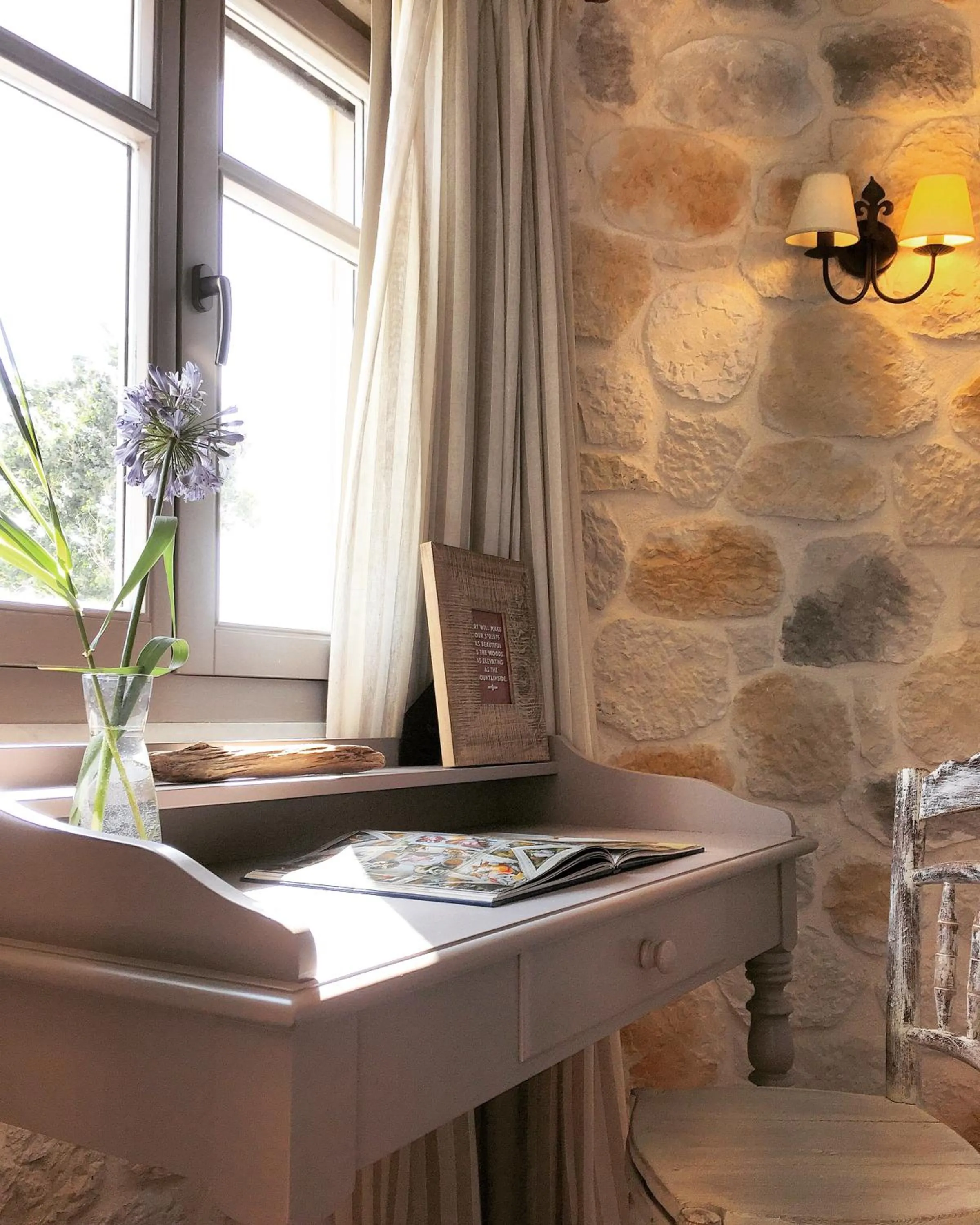 Decorative detail in Athina Studios and Suites Plaka