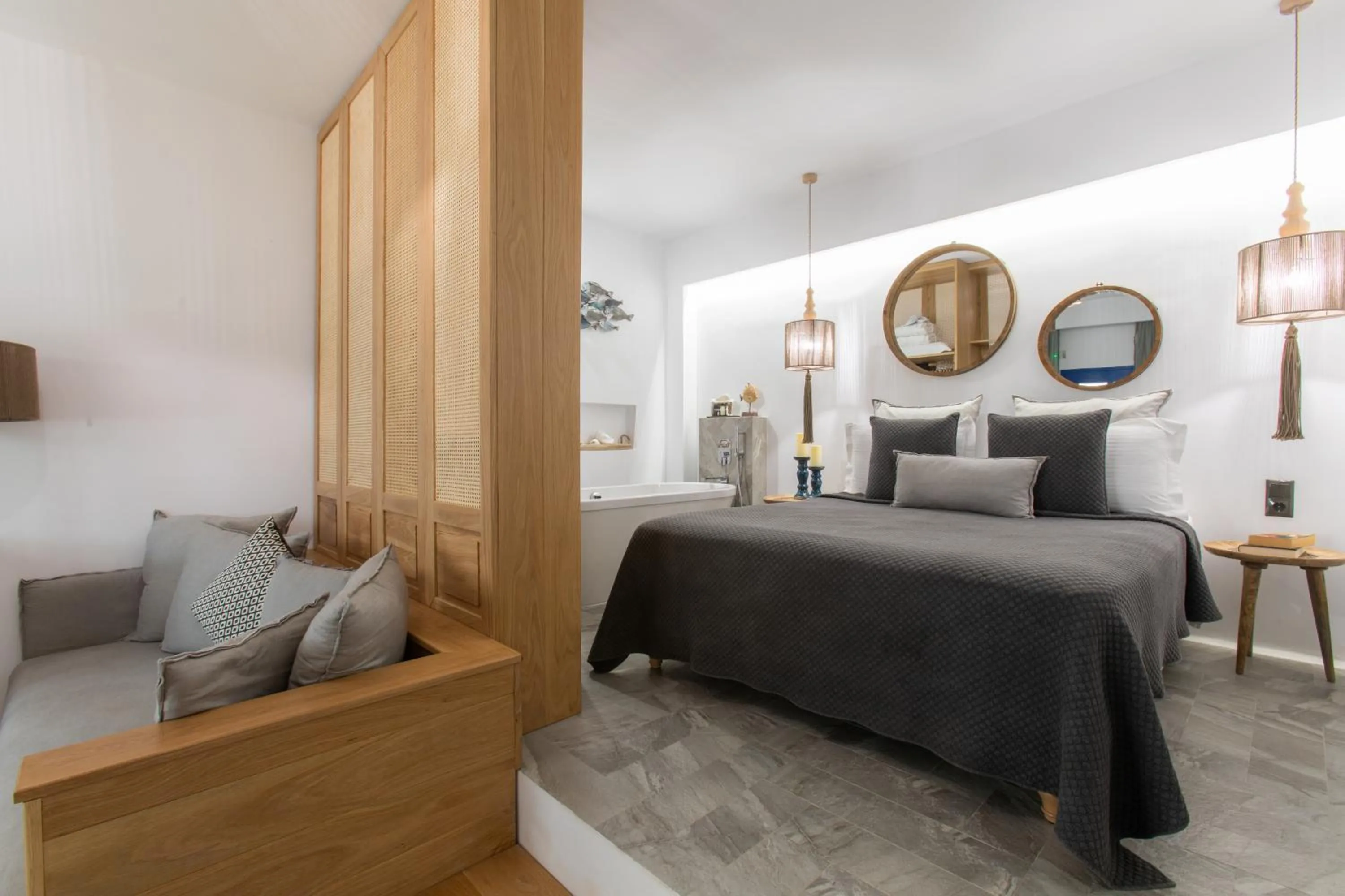 Bed in Athina Studios and Suites Plaka