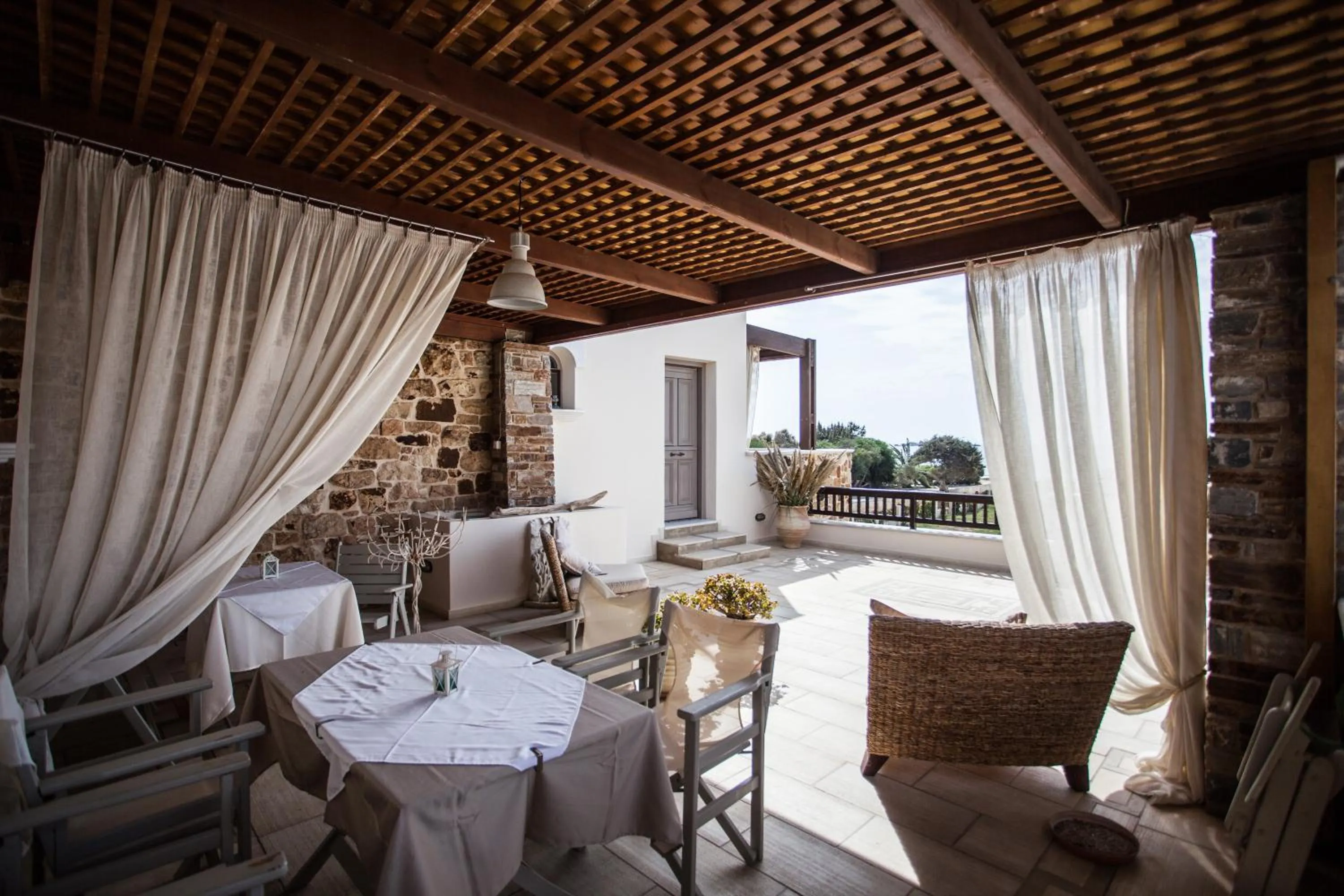 Patio in Athina Studios and Suites Plaka