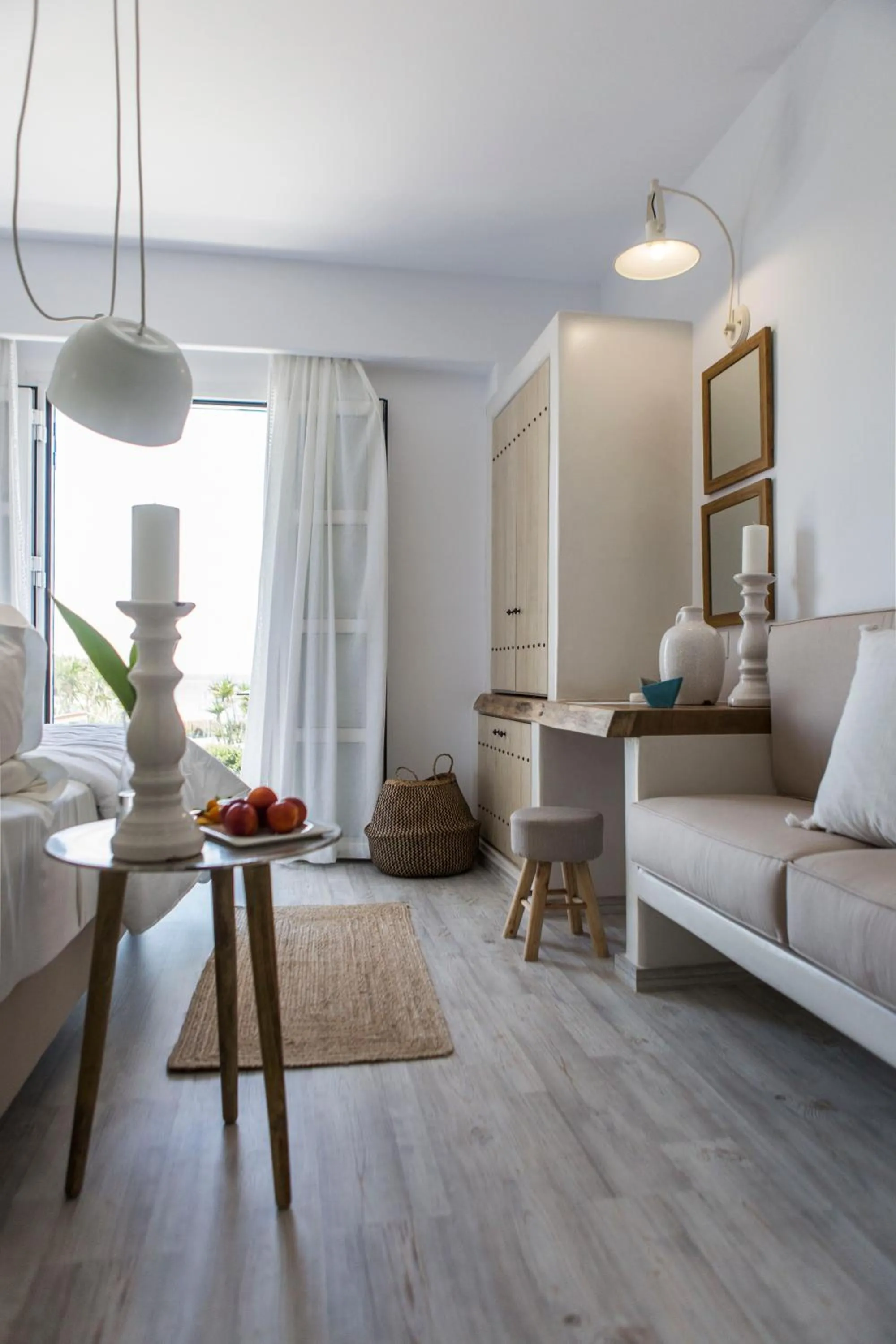 Photo of the whole room in Athina Studios and Suites Plaka
