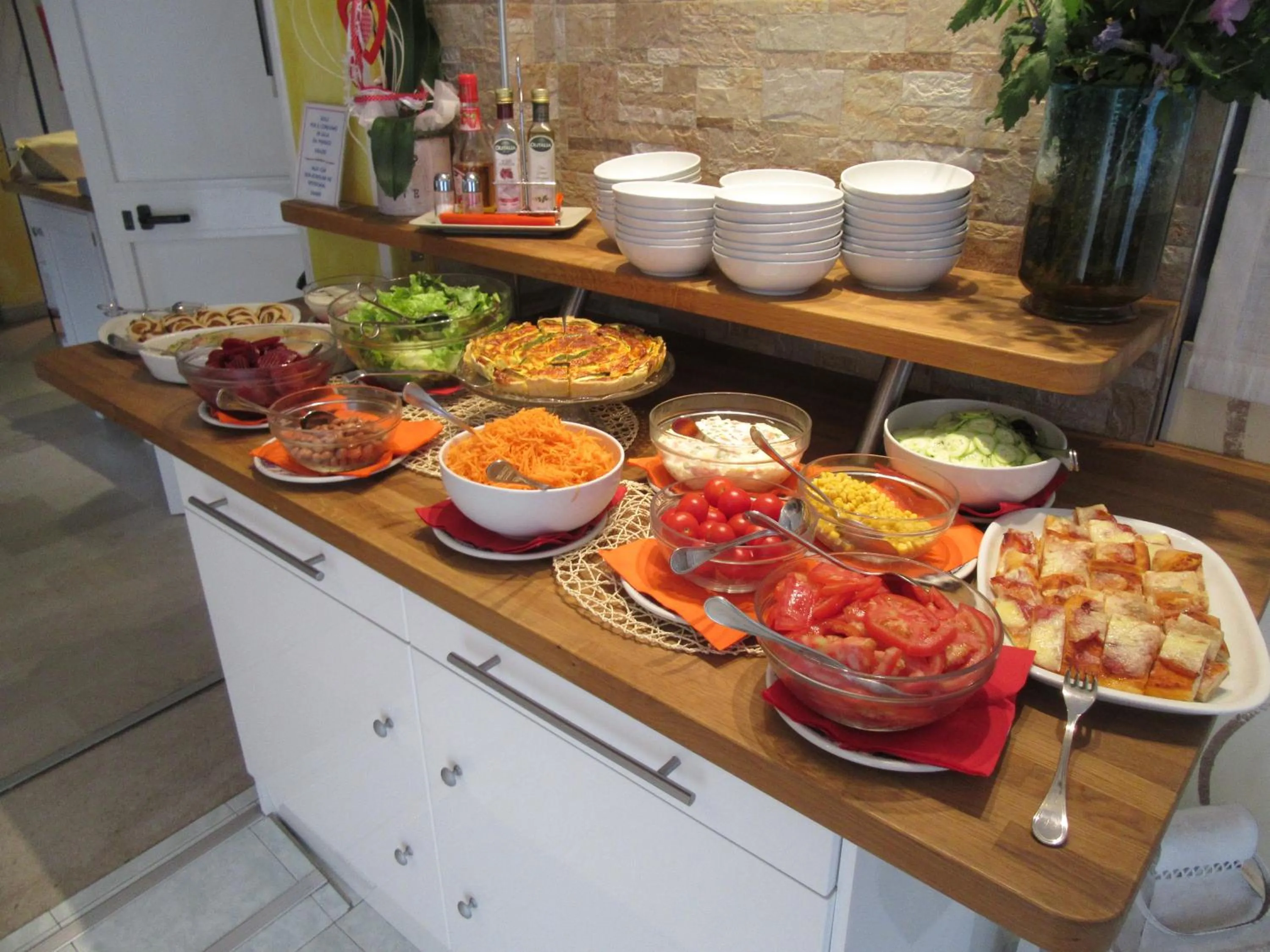 Buffet breakfast in Hotel Nuova Graziosa