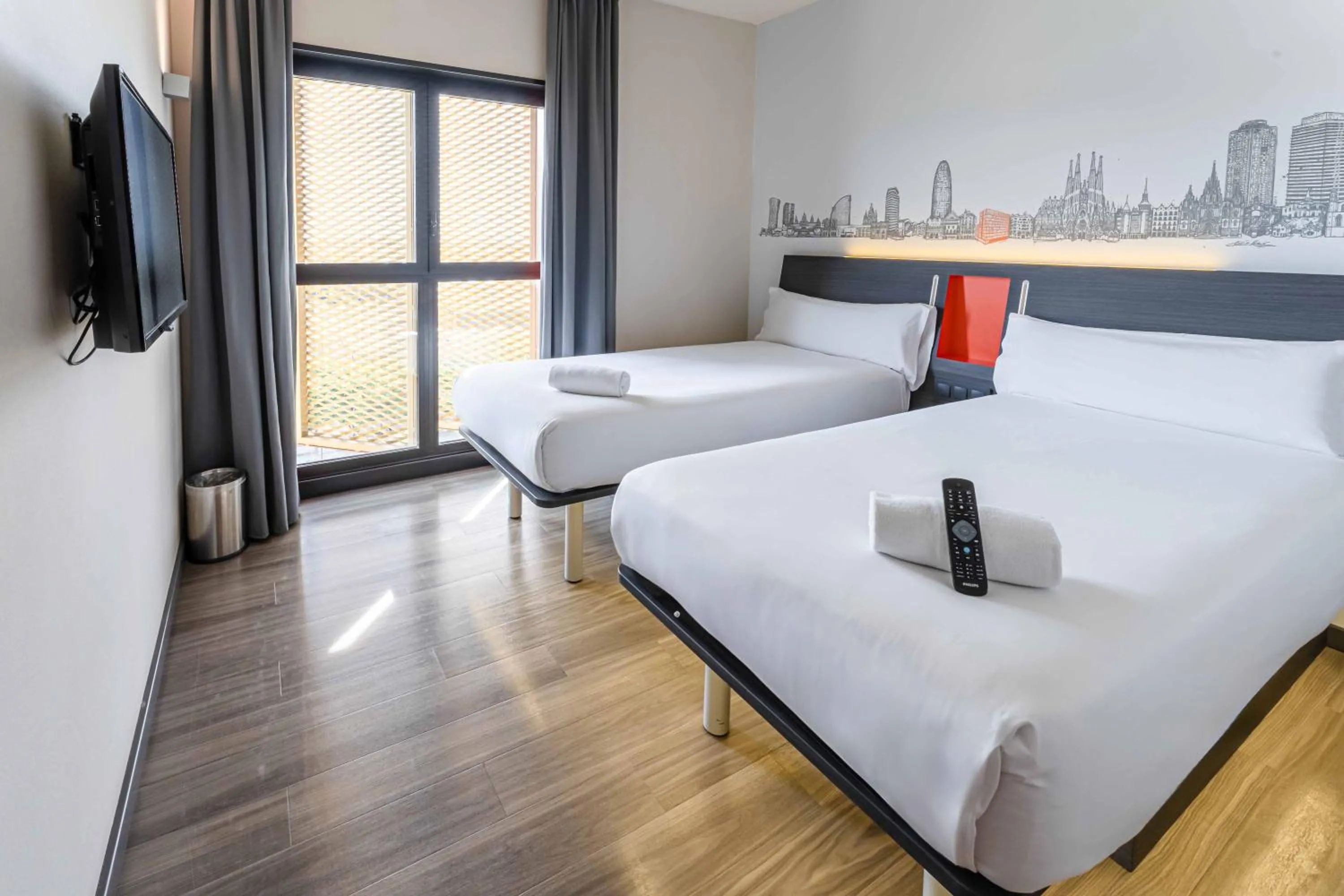 Bed in easyHotel Barcelona Fira
