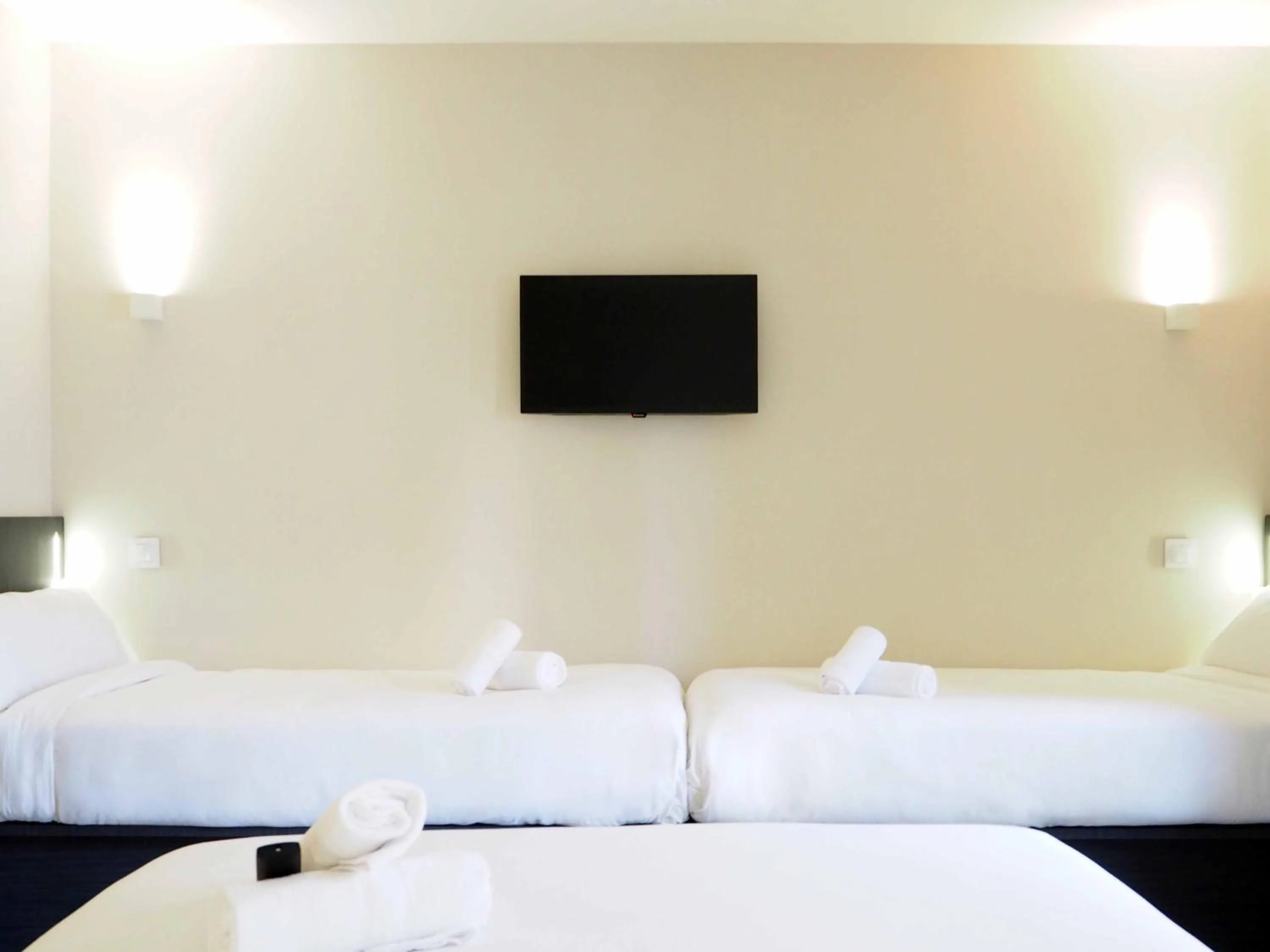 Bed in easyHotel Barcelona Fira