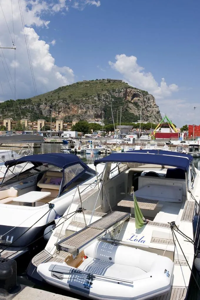 Neighbourhood in Hotel Poseidon