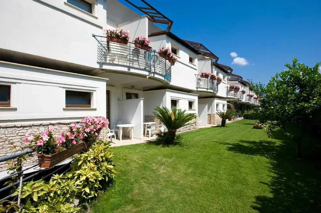 Double or Twin Room - Disability Access in Hotel Poseidon Double or Twin Room - Disability Access in Hotel Poseidon