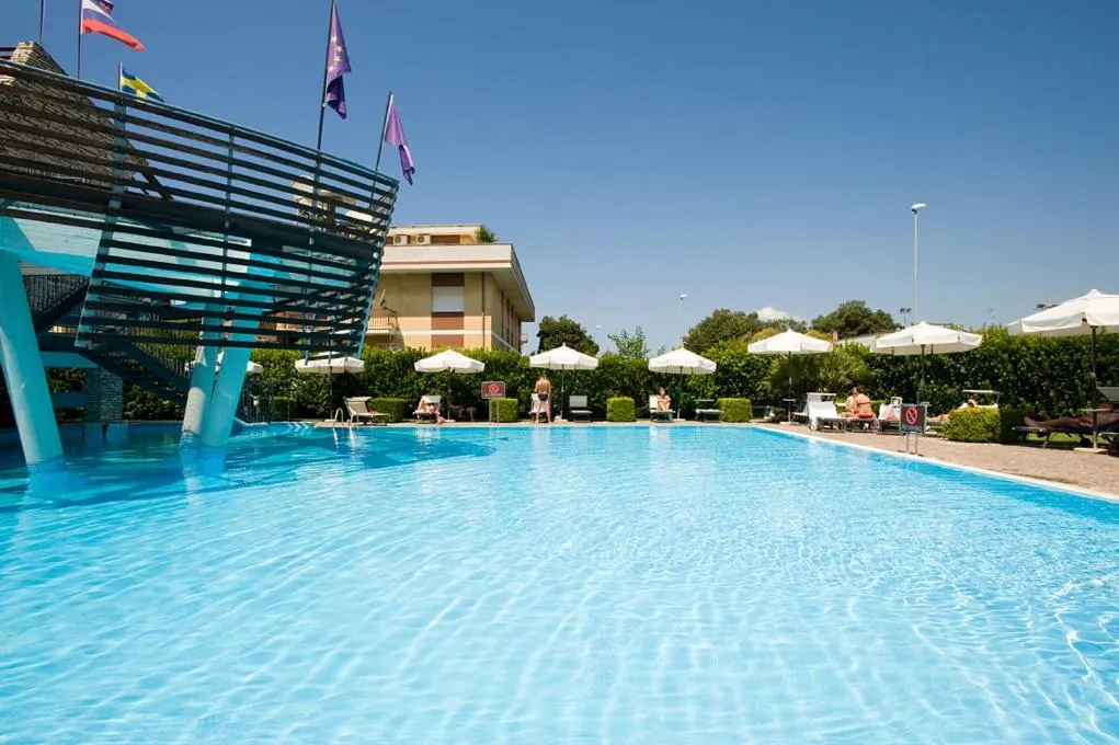 Swimming pool in Hotel Poseidon