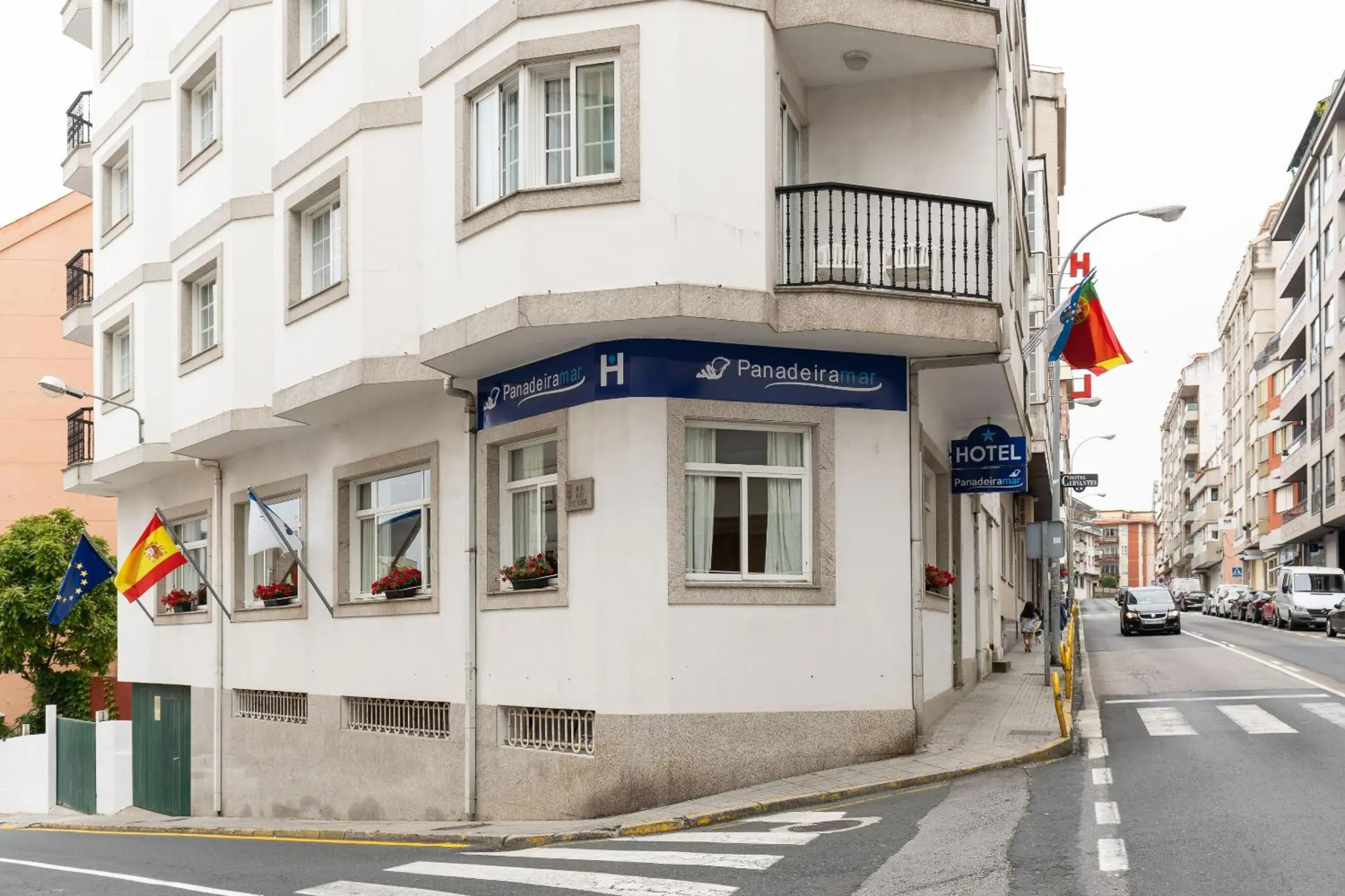 Property building in Hotel Panadeiramar Property building in Hotel Panadeiramar